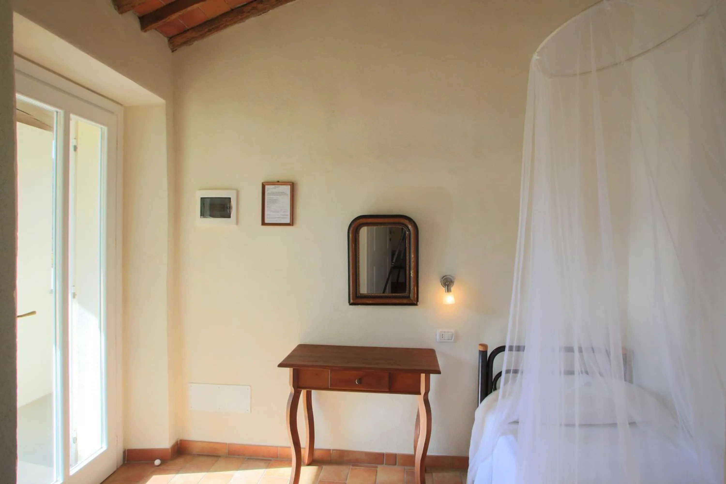 Decorative detail, Bed in Hotel Santo Stefano