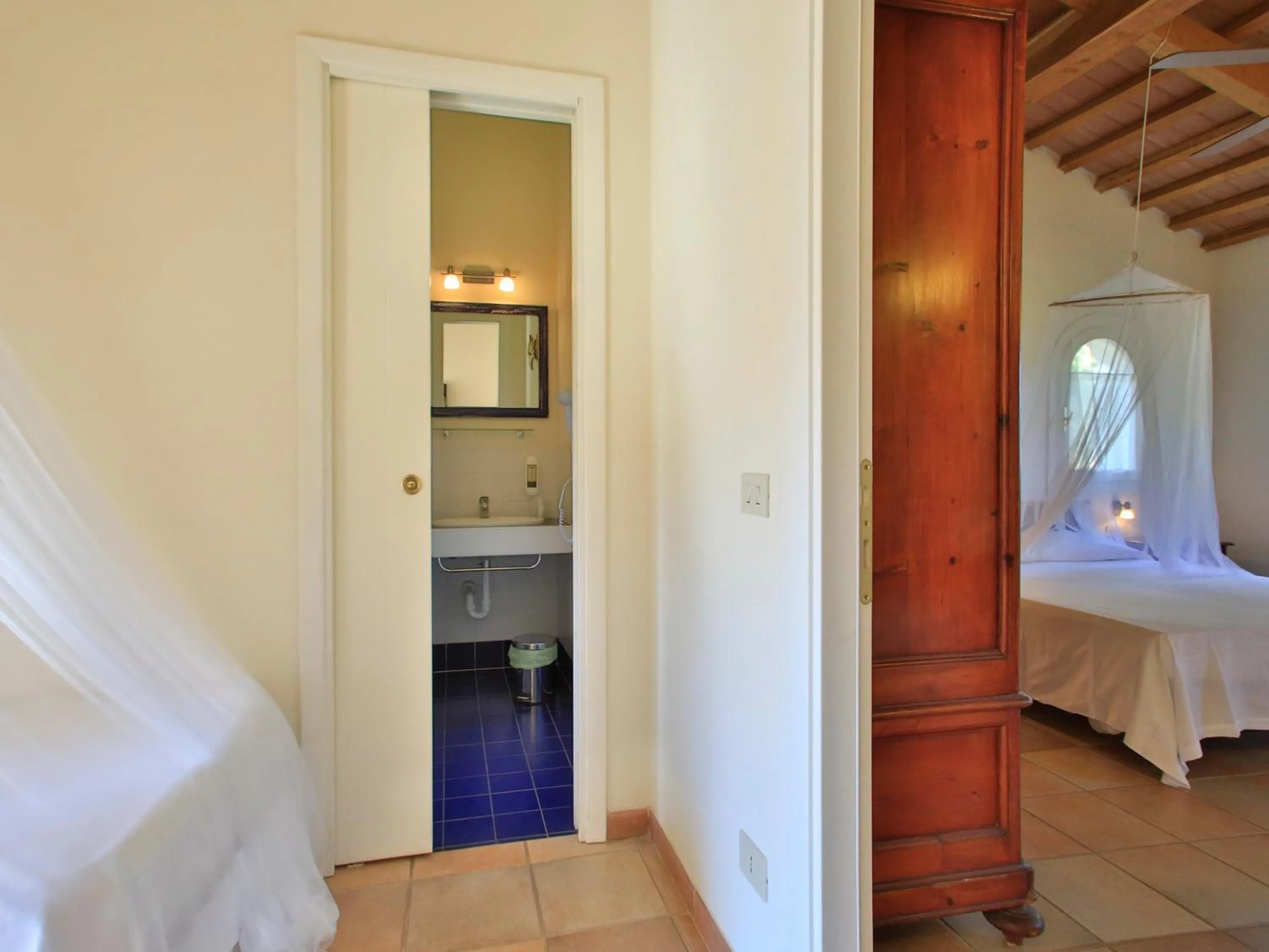 Decorative detail, Bed in Hotel Santo Stefano