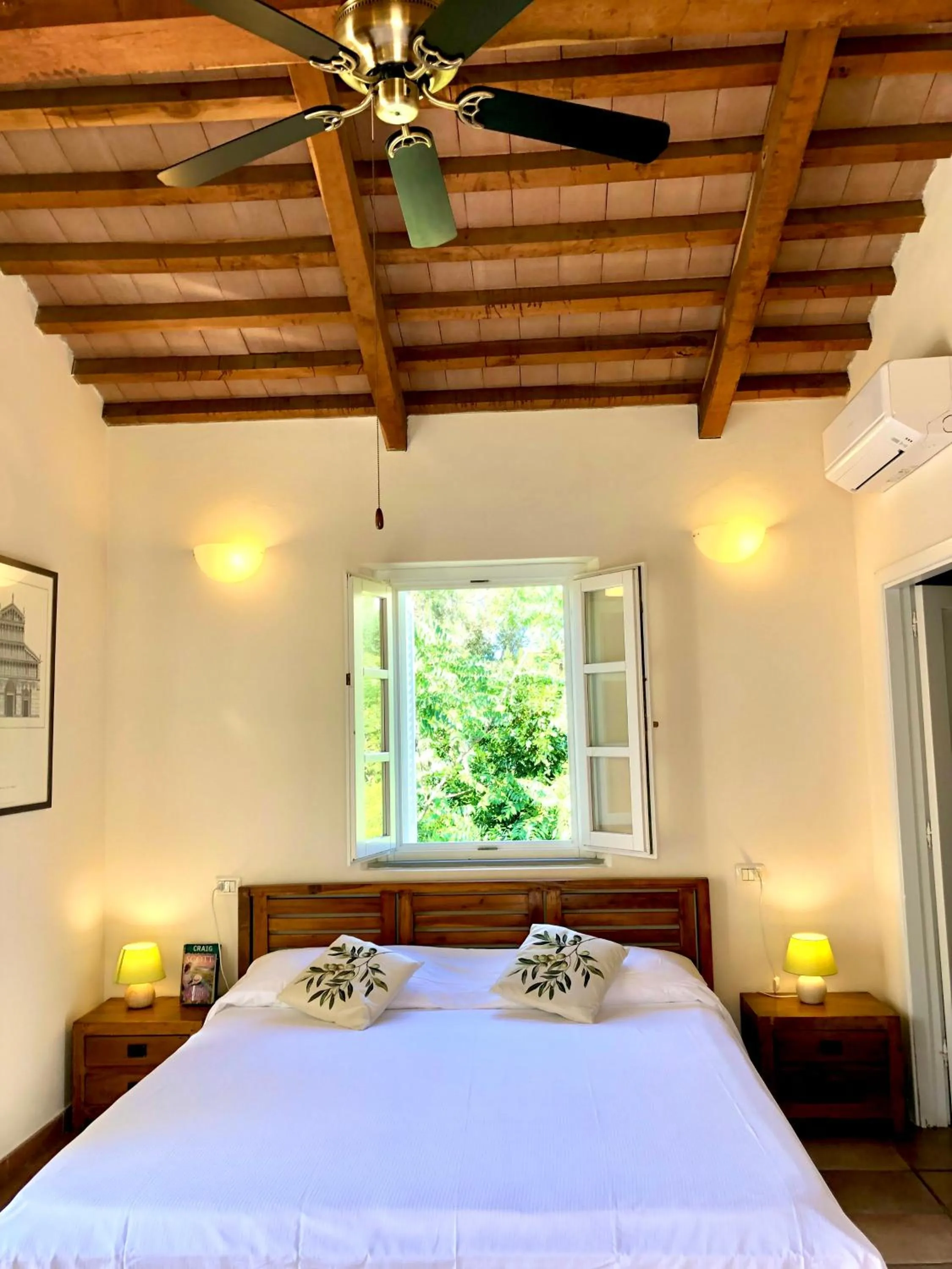 Bed in Hotel Santo Stefano