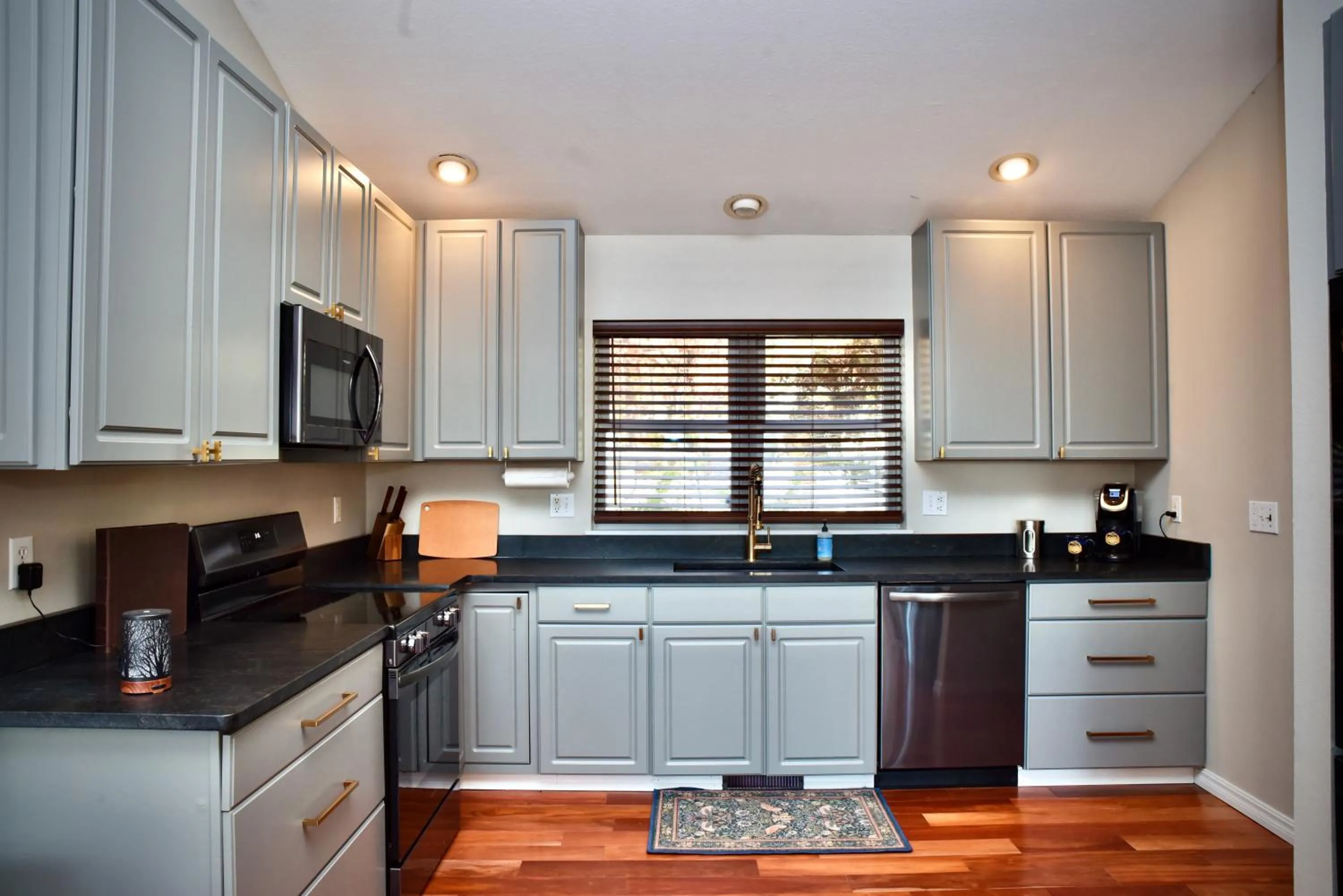 Beaver Lake Cottages