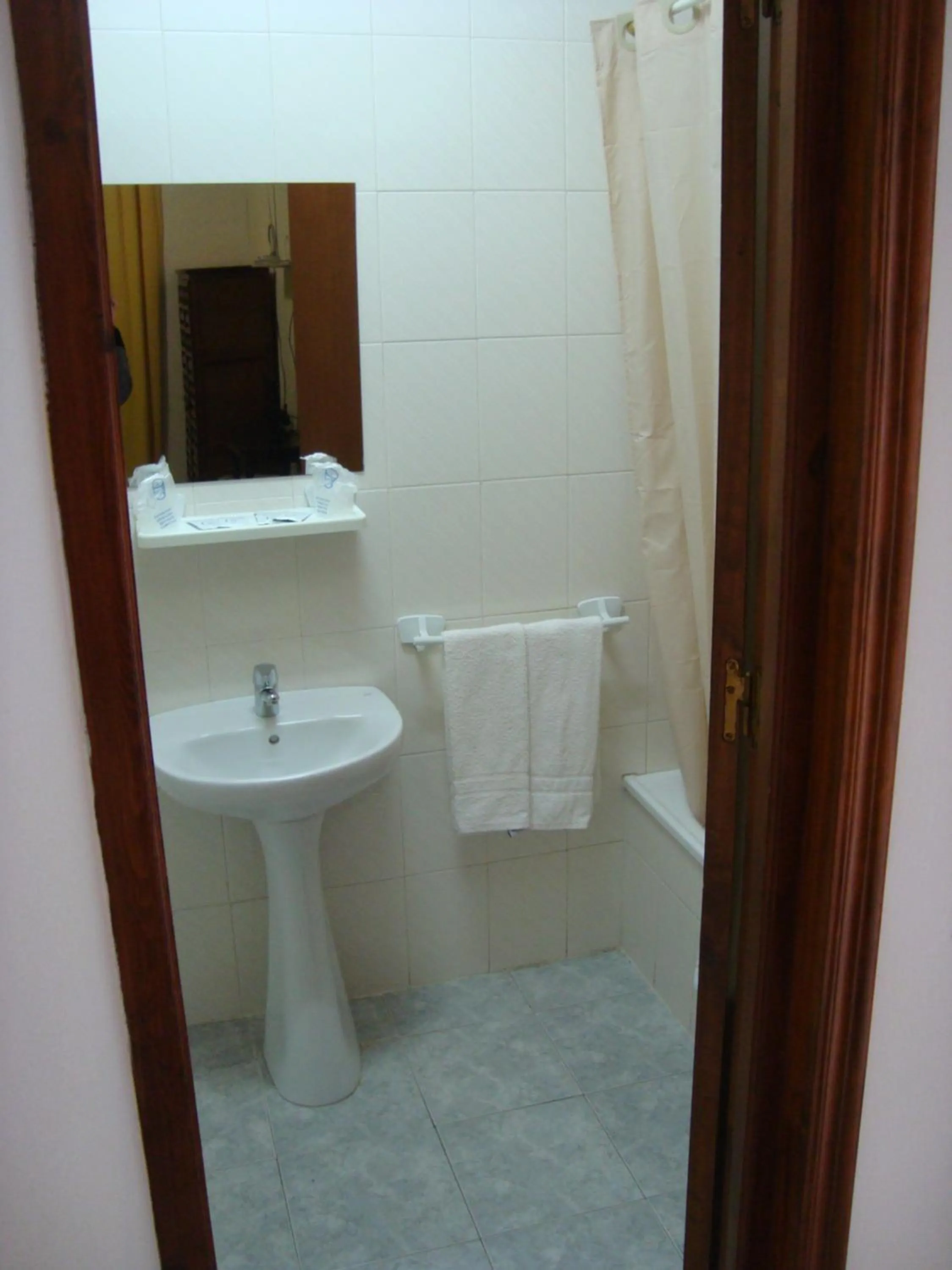 Bathroom in Hostal Durán