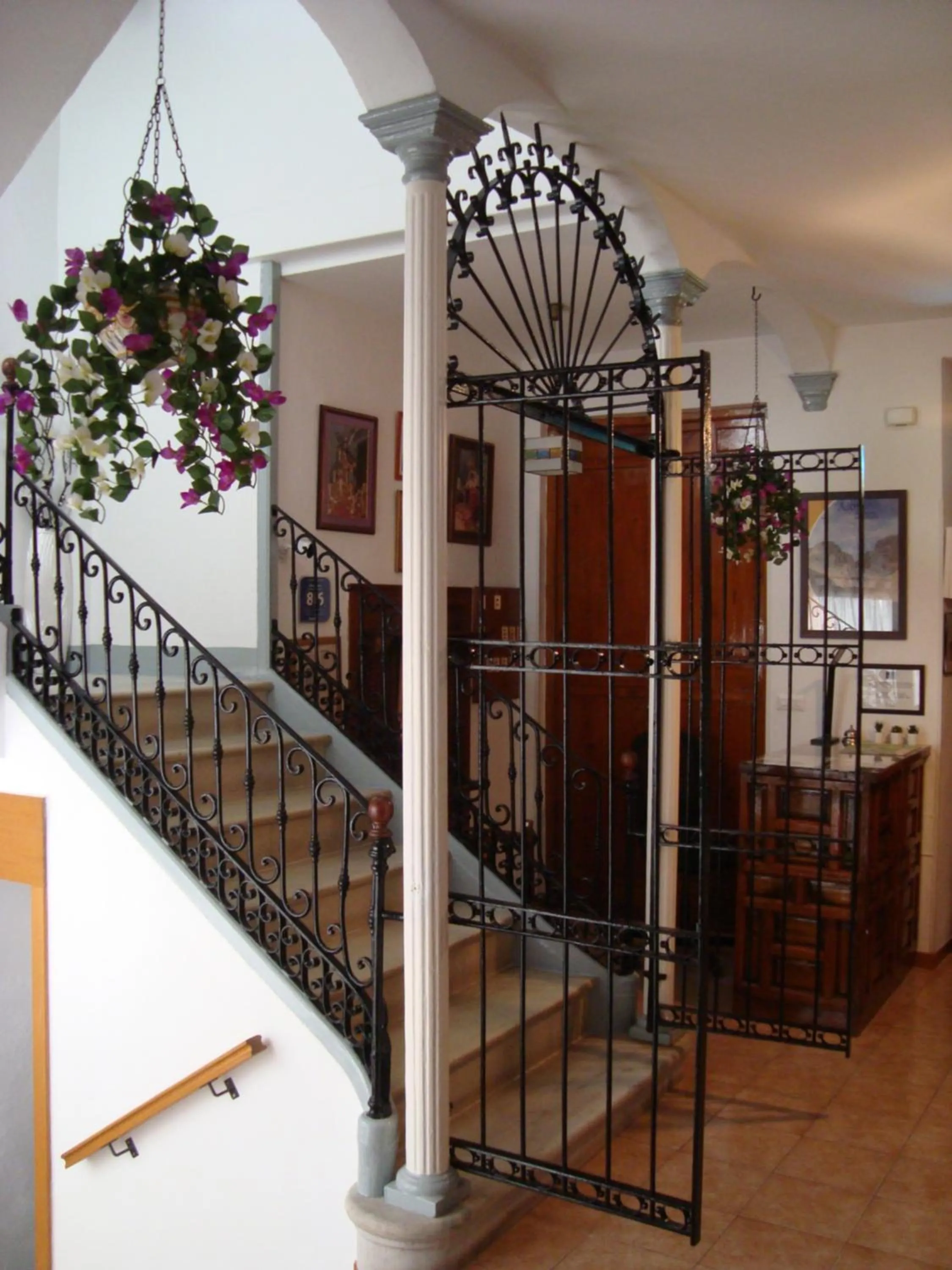 Lobby or reception in Hostal Durán