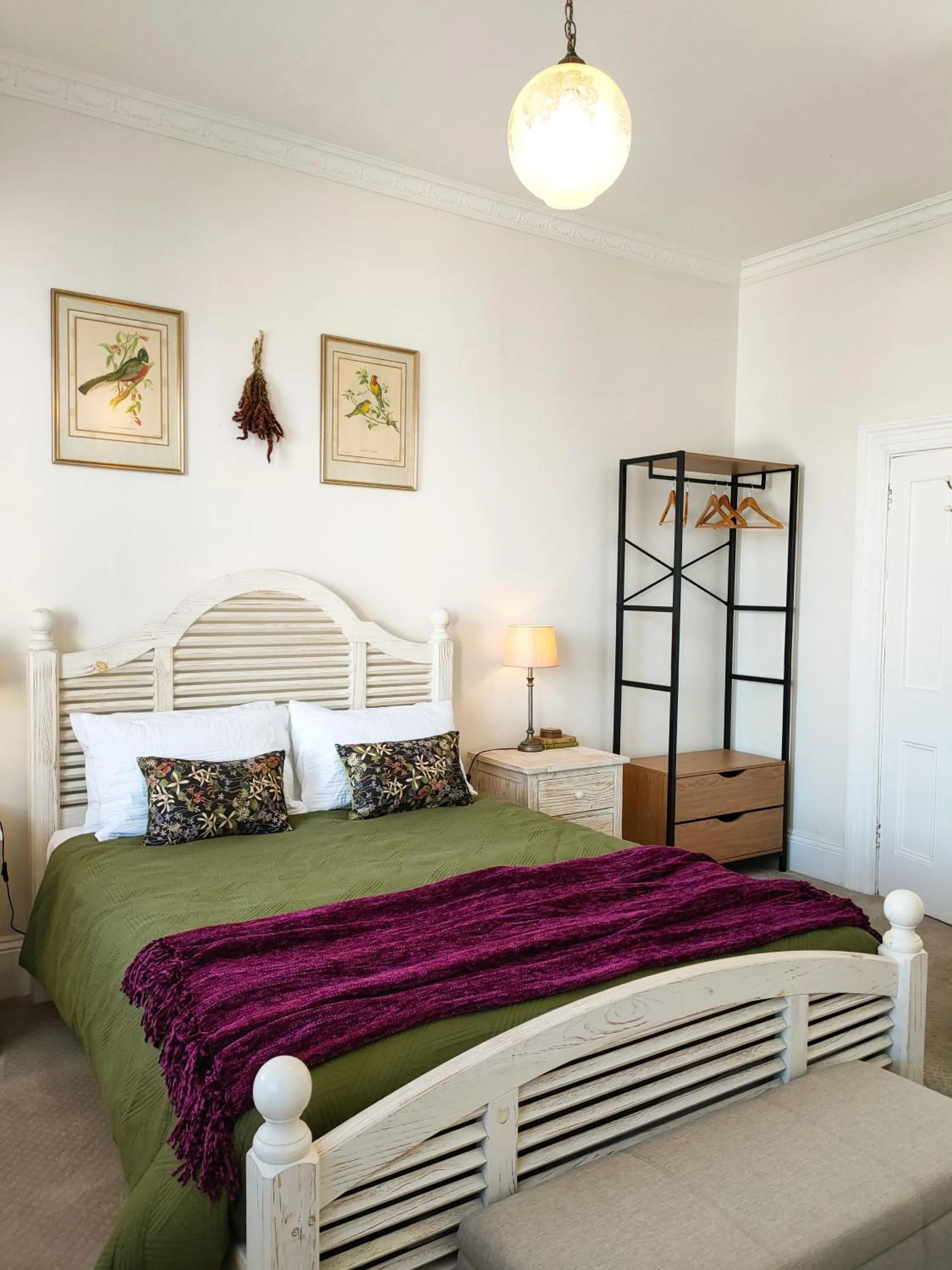 Bedroom, Bed in Windarra on High