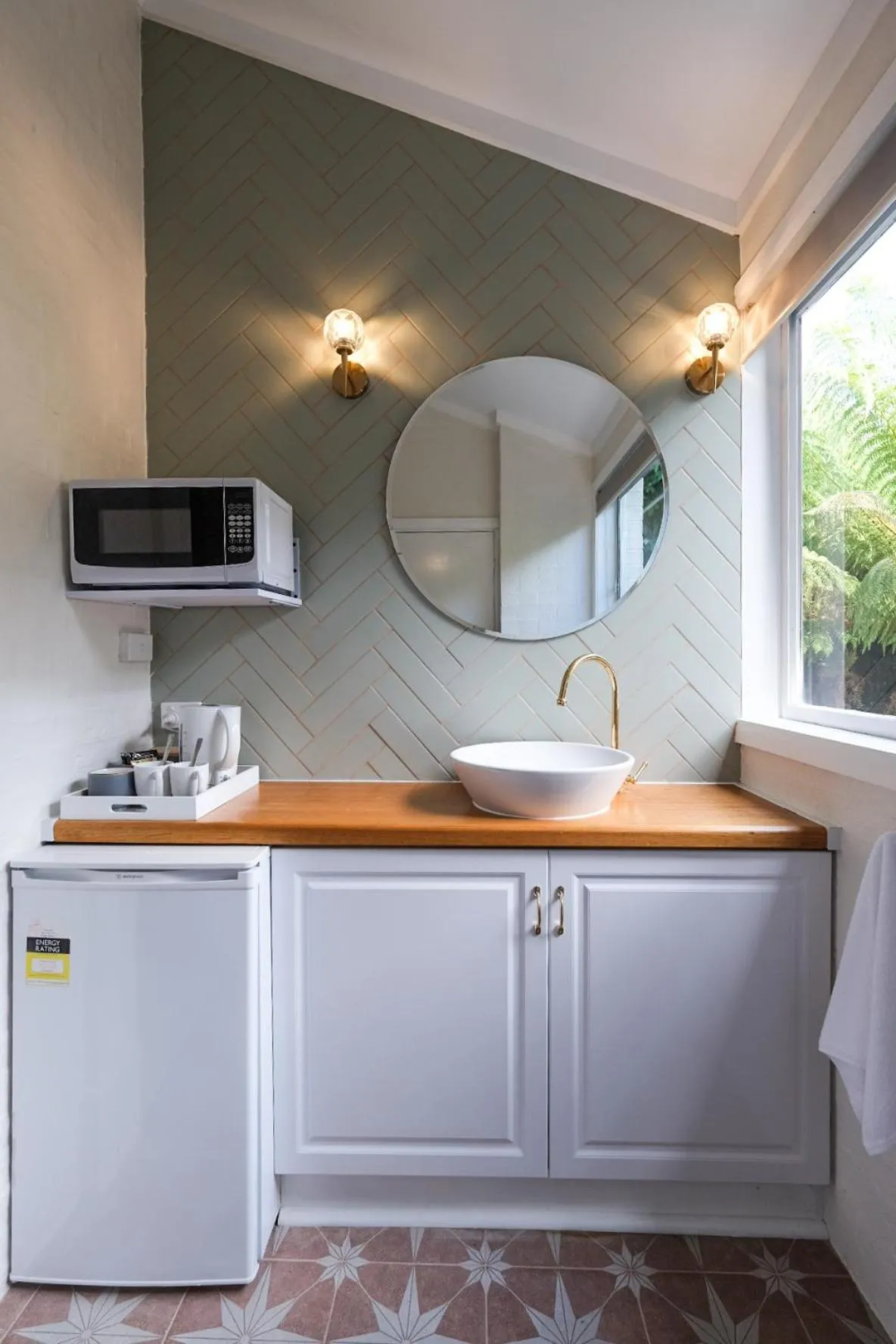 Bathroom in Windarra on High