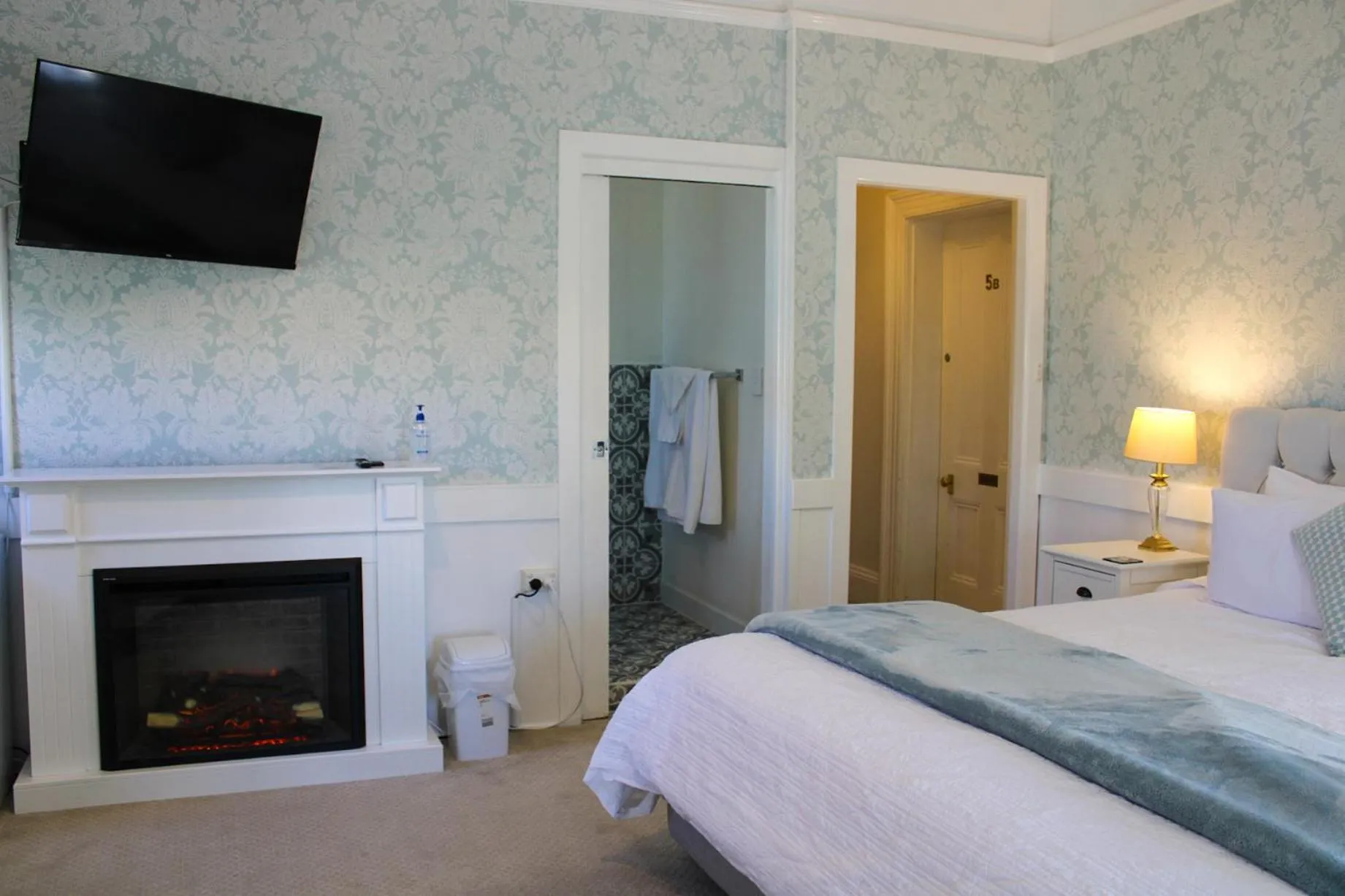 Bed in Windarra on High