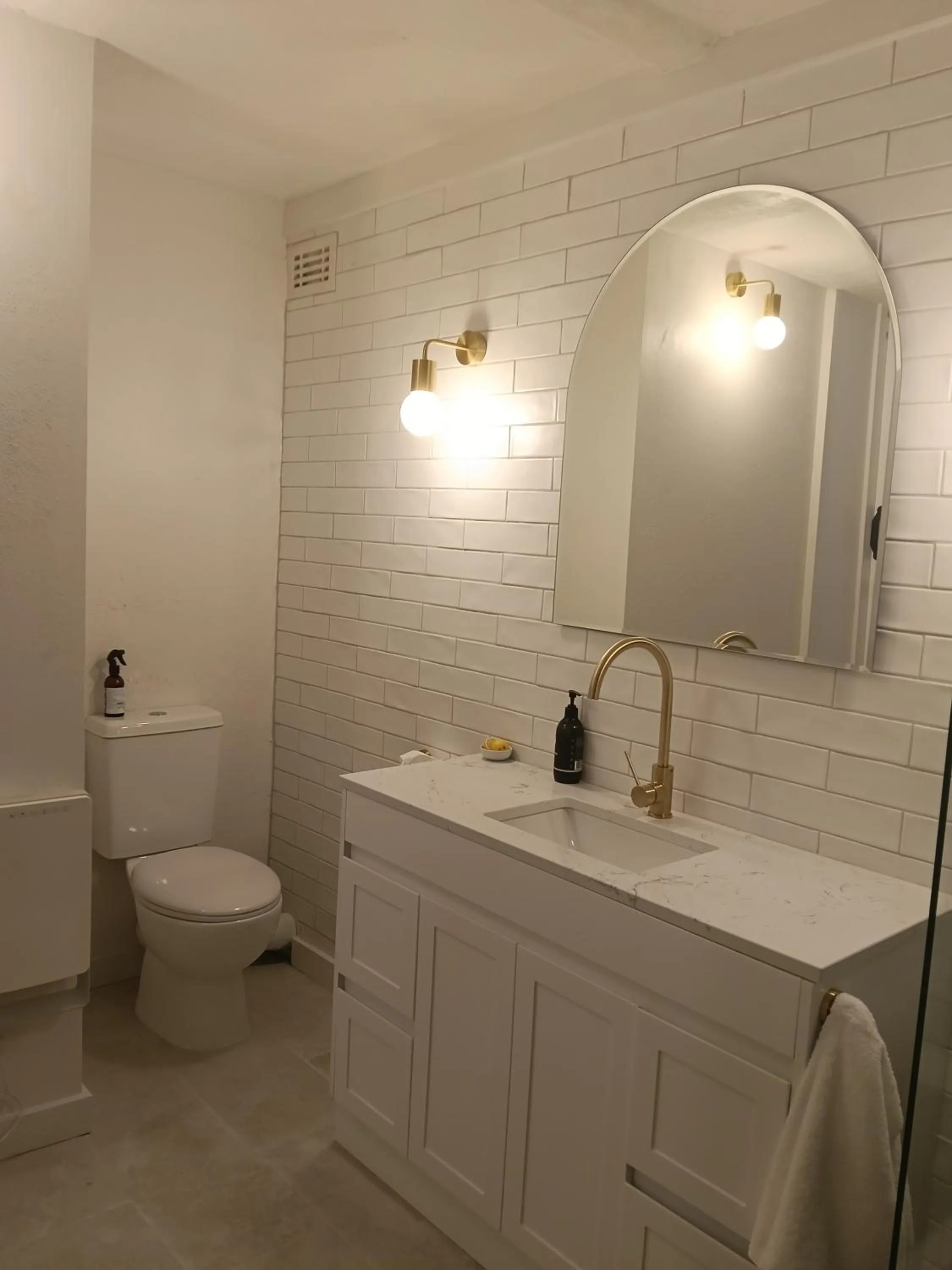 Toilet in Windarra on High