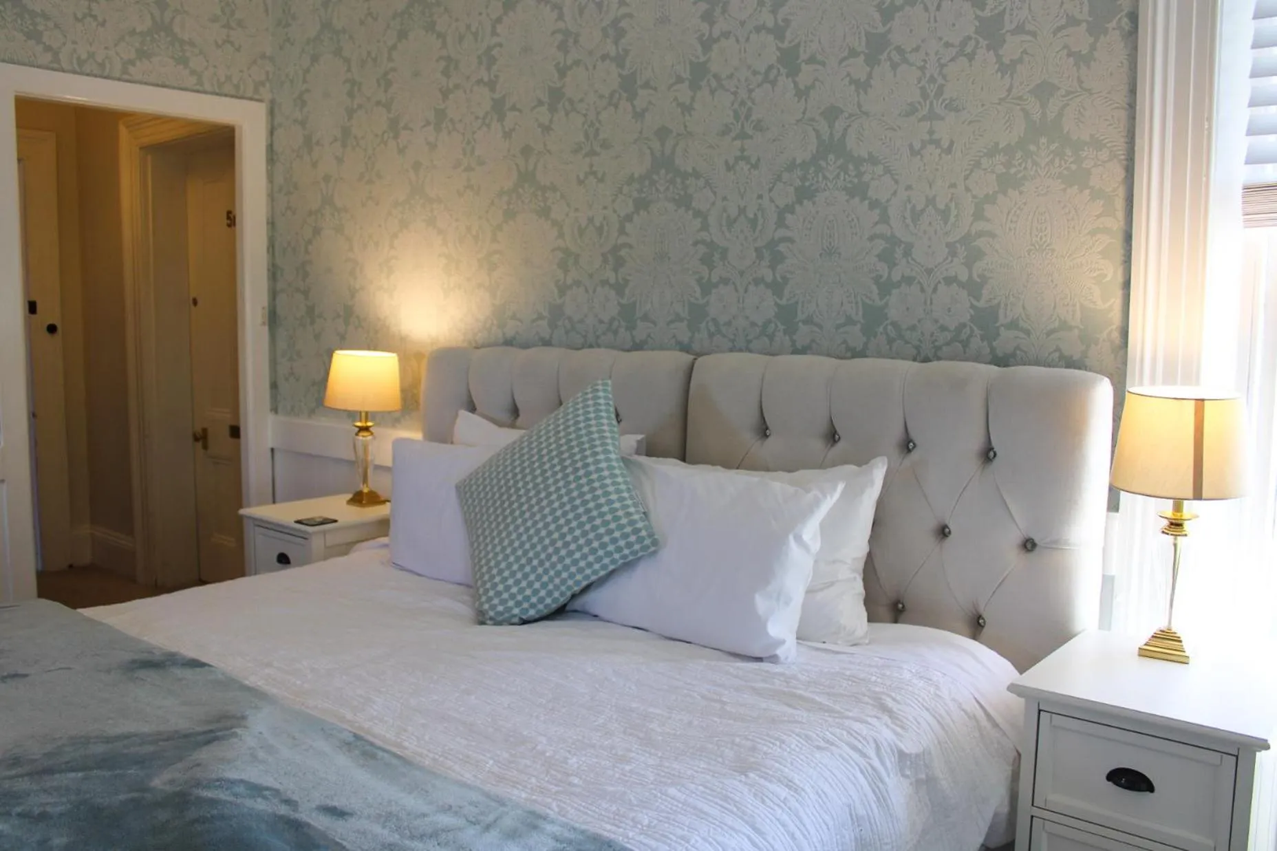 Bed in Windarra on High