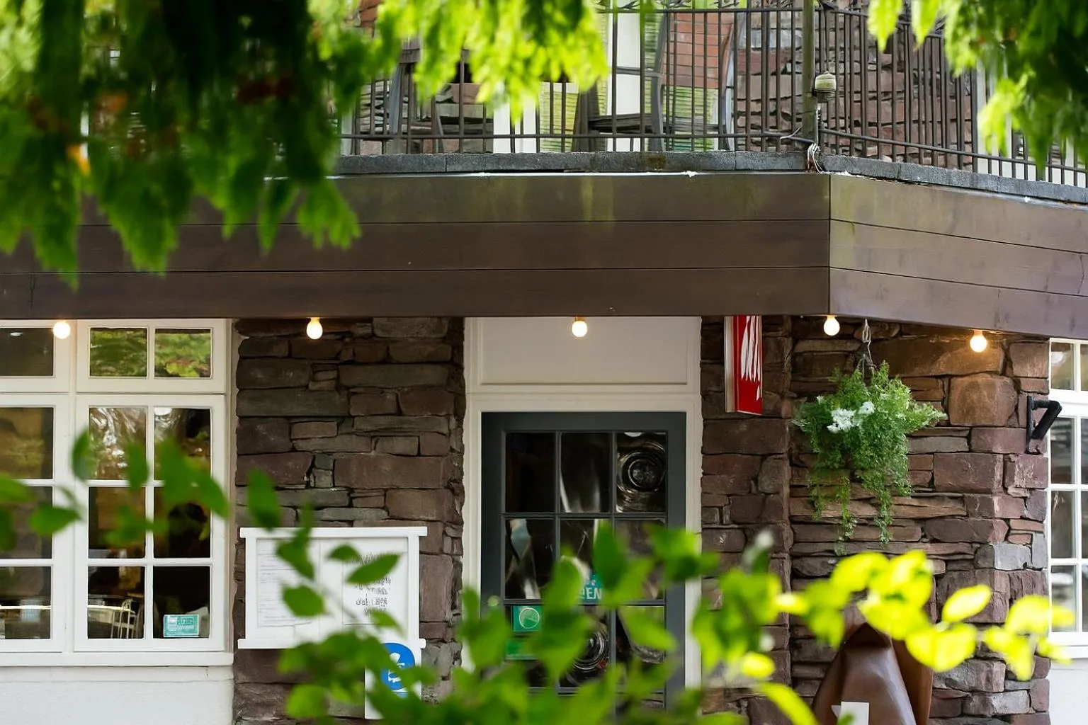 Jacksons CafeBar & Guesthouse