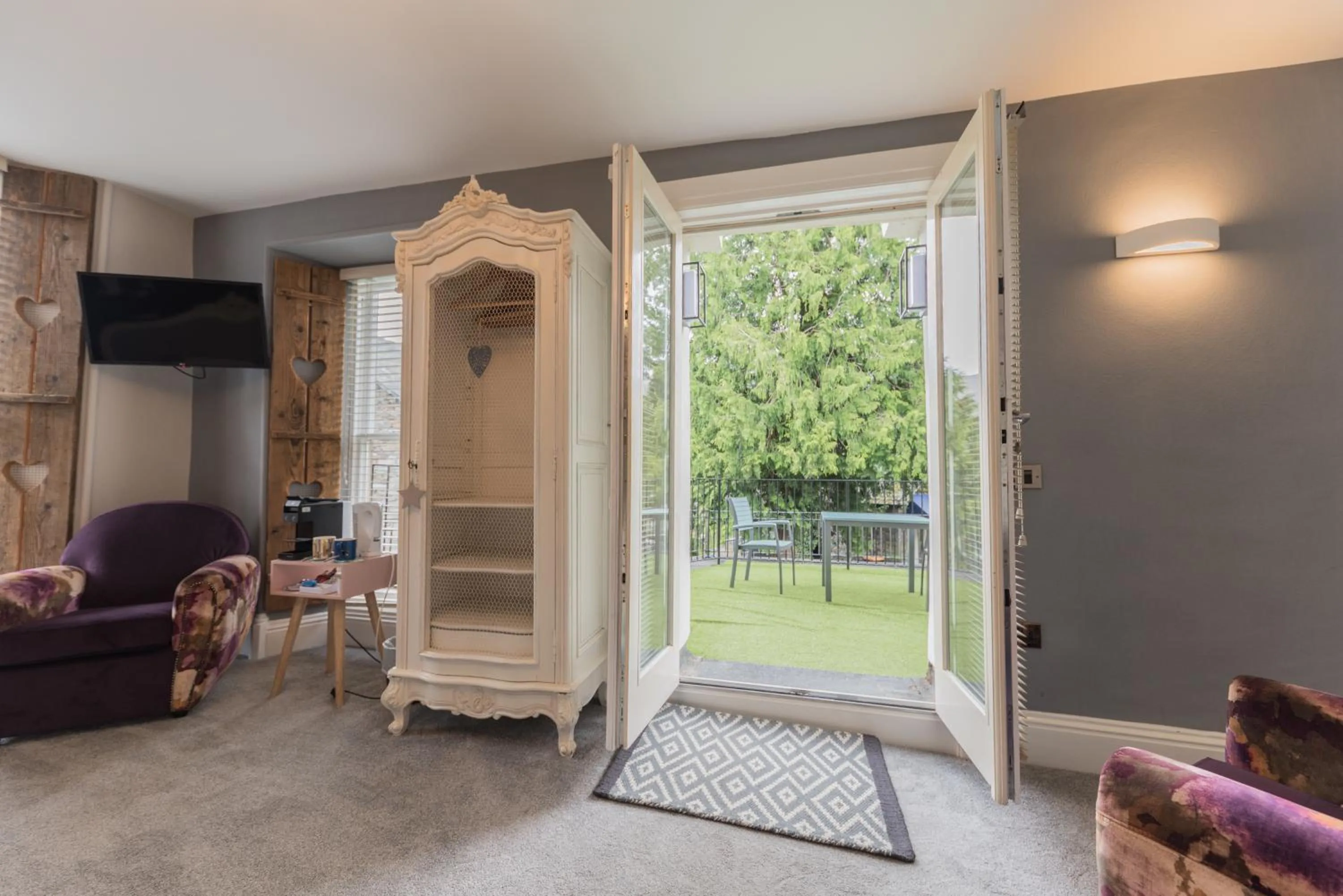 Bedroom in Heidi's Grasmere Lodge
