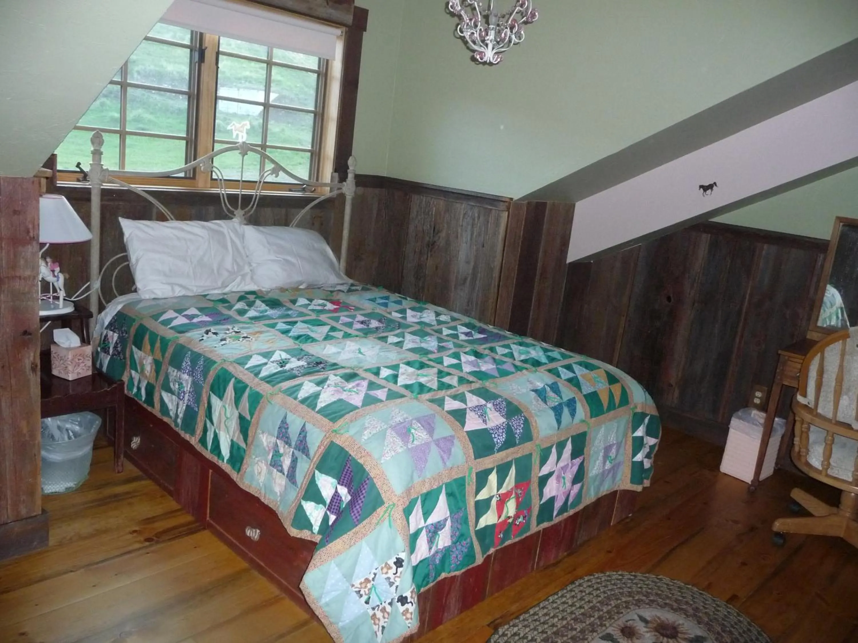 Bed in Schoolhouse Cabin