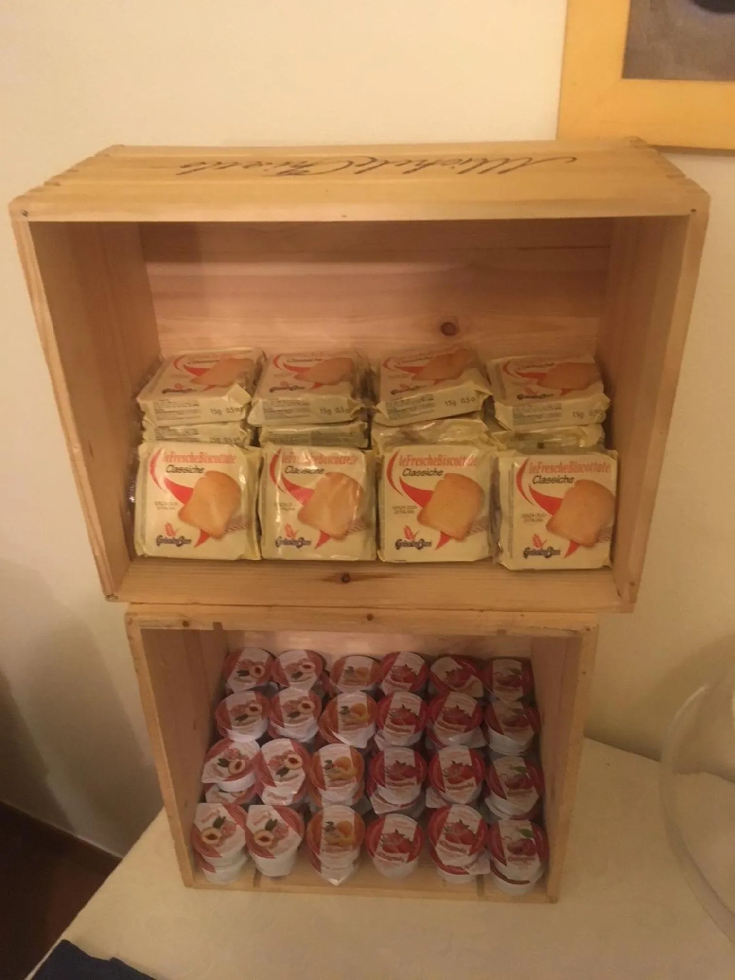 Food and drinks in Hotel Nastro Azzurro