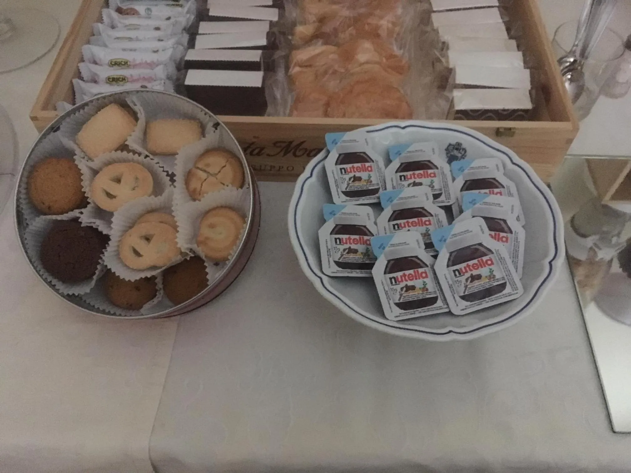 Food and drinks in Hotel Nastro Azzurro