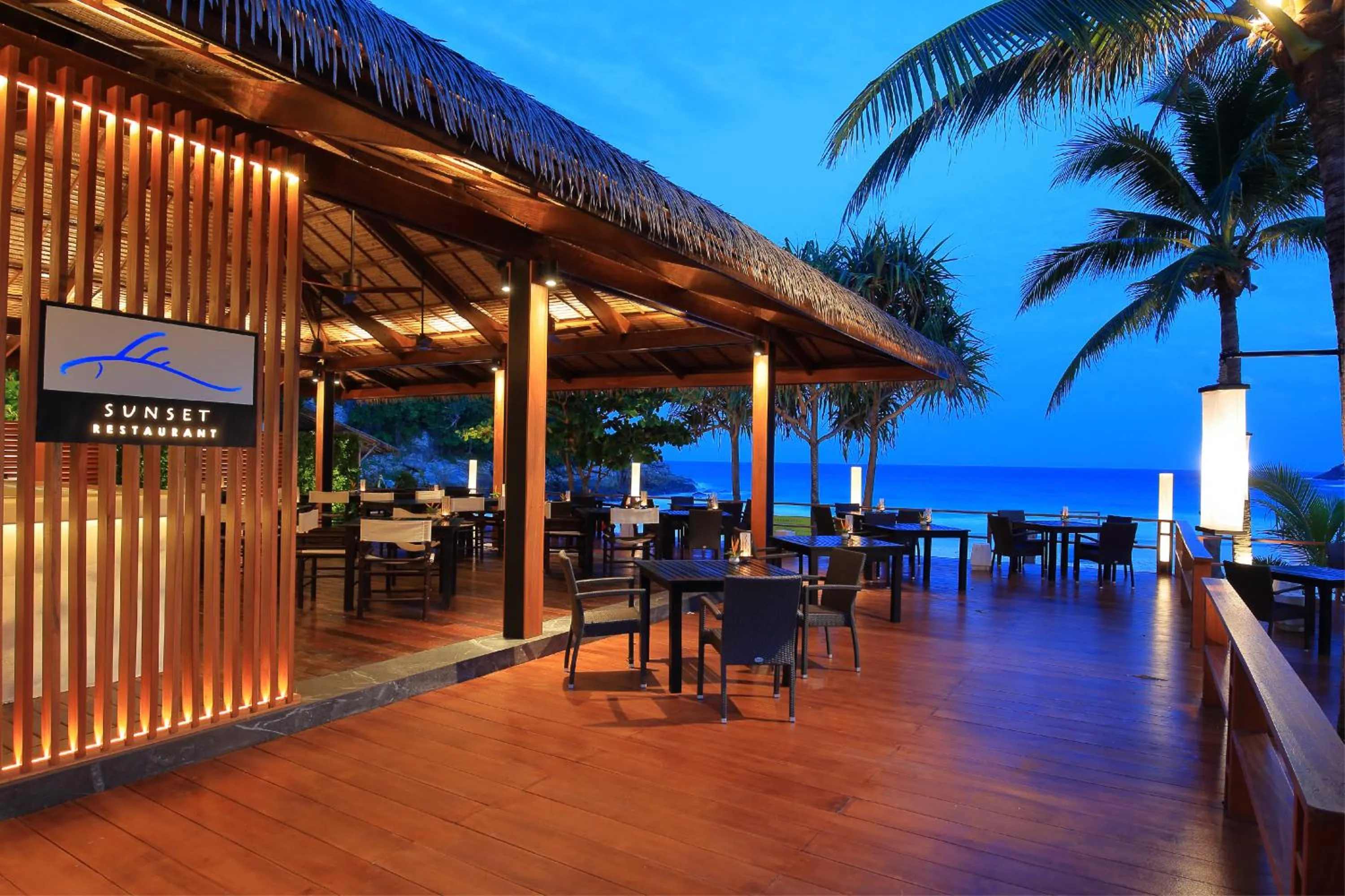 Restaurant/places to eat in The Racha