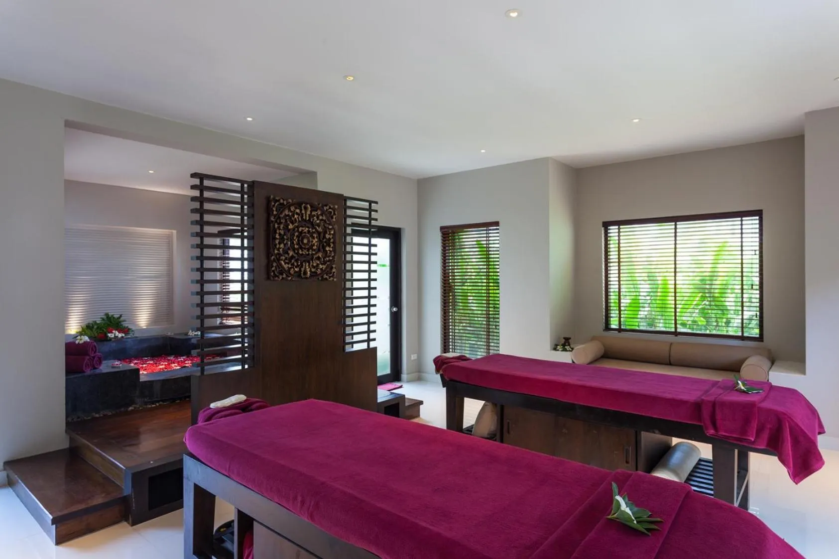 Spa and wellness centre/facilities, Bed in The Racha