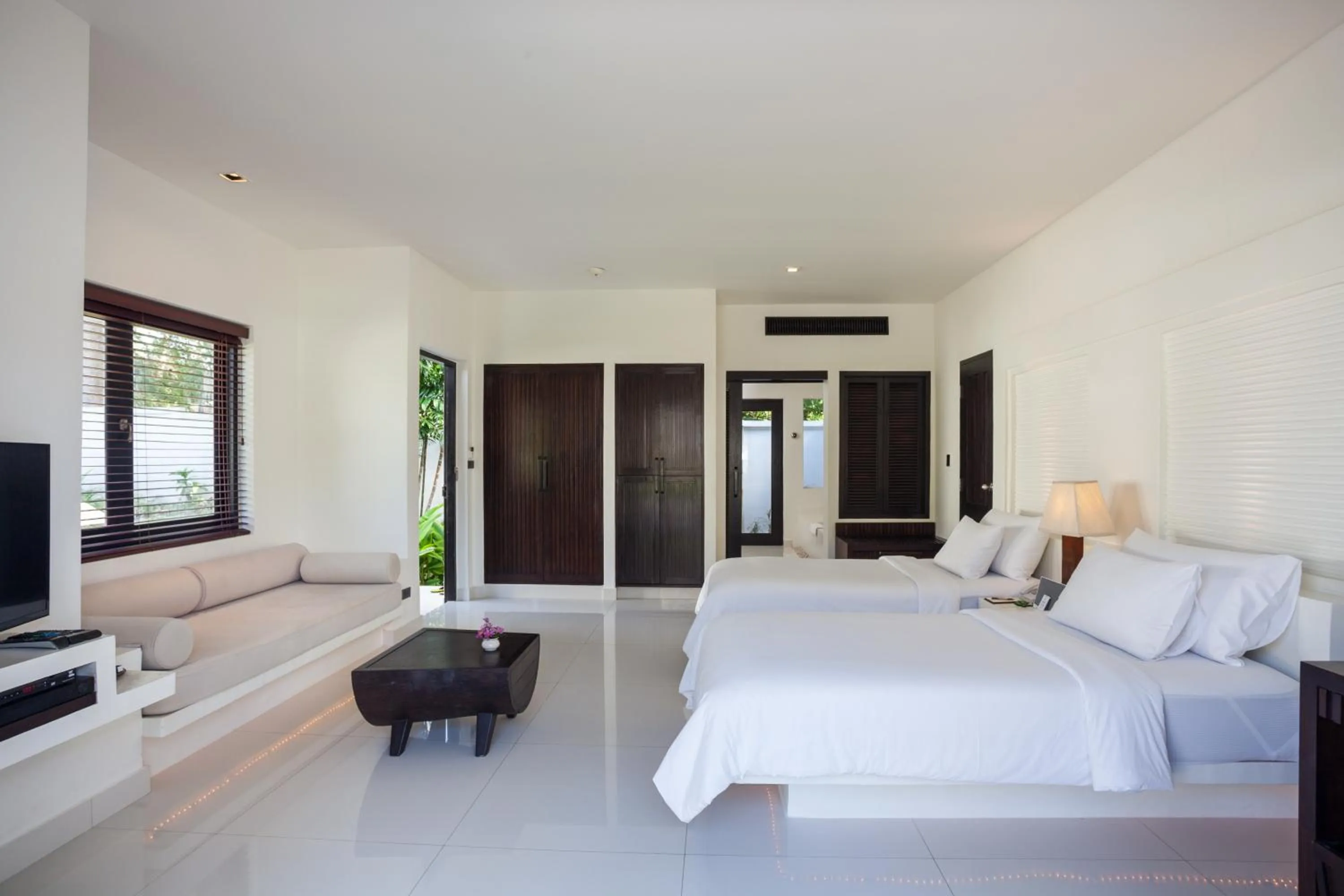 Bedroom, Bed in The Racha