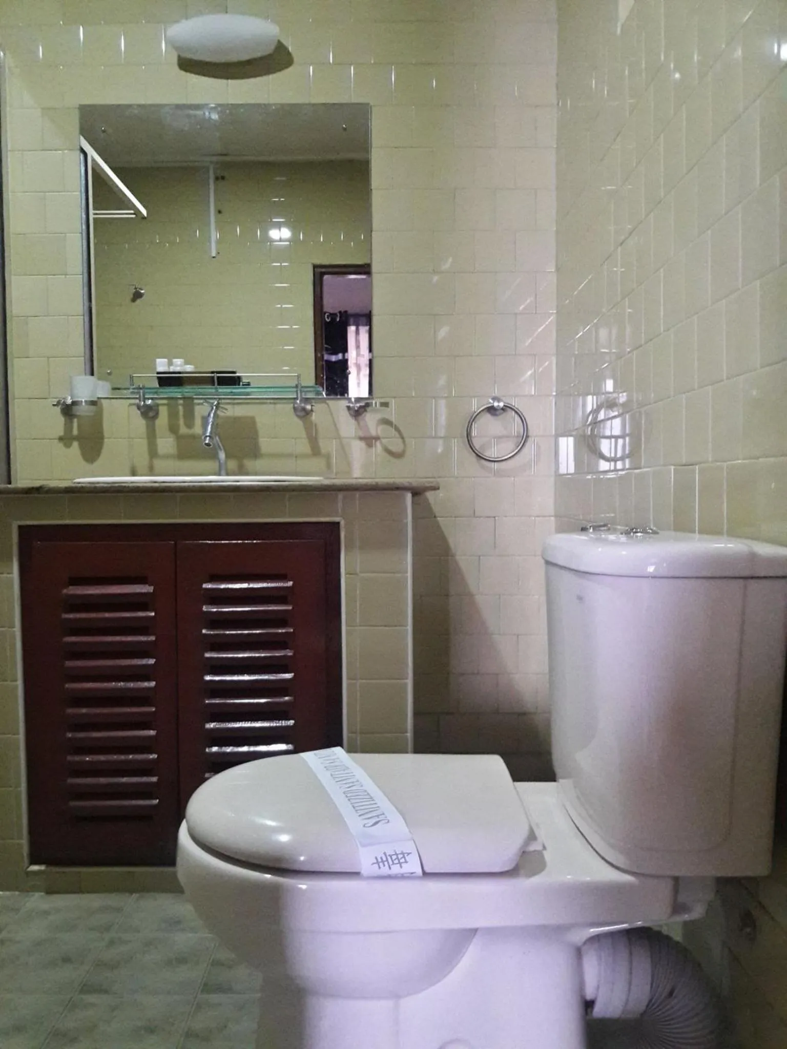 Shower in New Kandy Residence