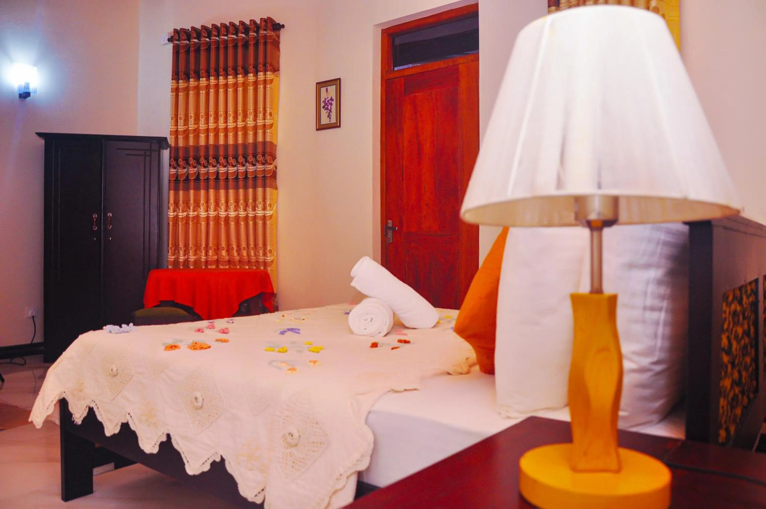 Bedroom, Bed in New Kandy Residence