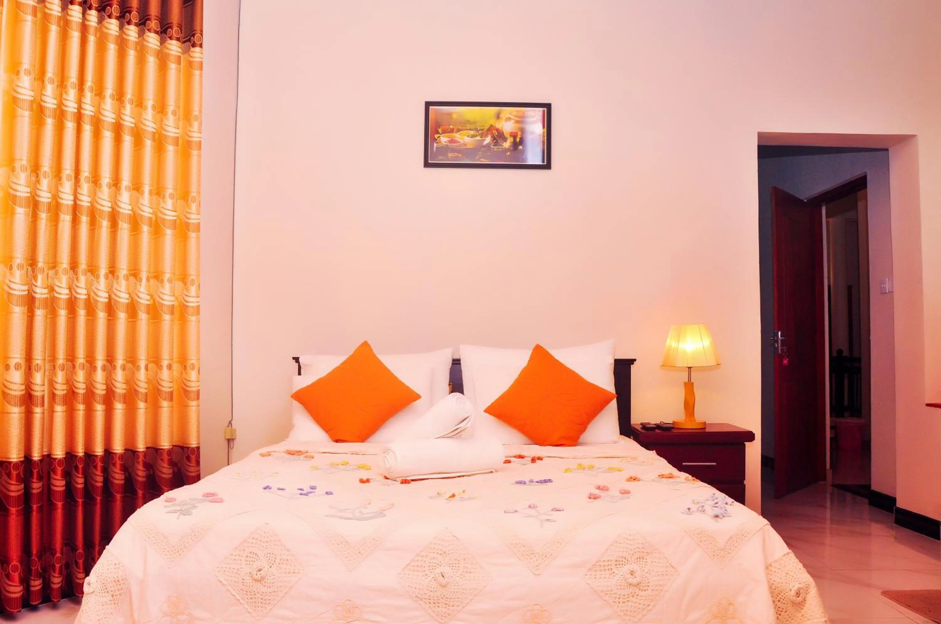 Bedroom, Bed in New Kandy Residence