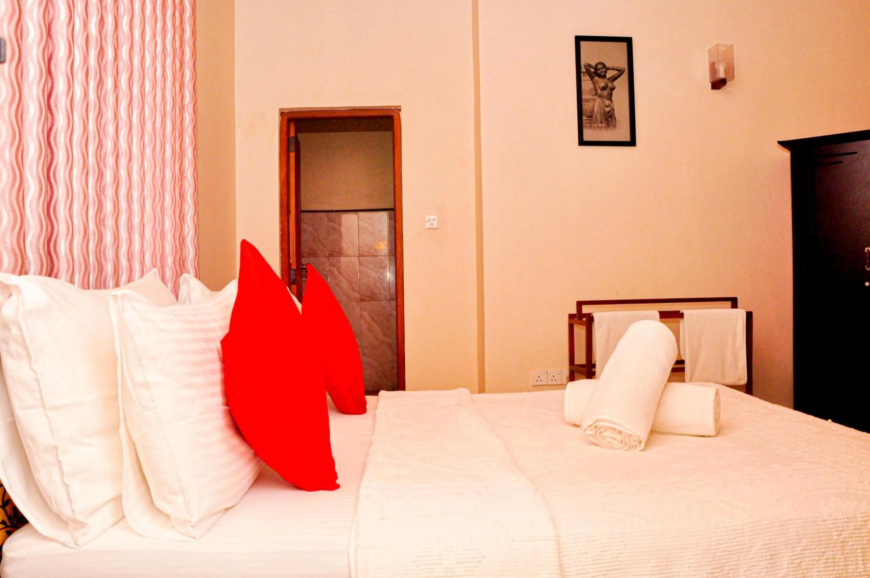 Bedroom, Bed in New Kandy Residence