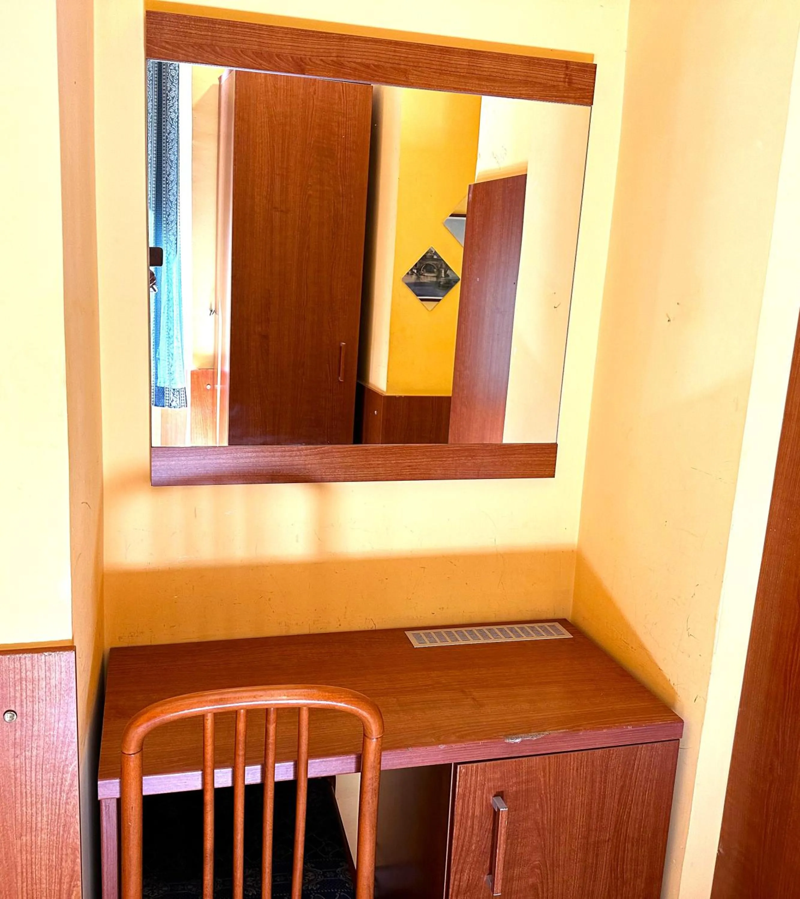 Decorative detail in Sun Moon