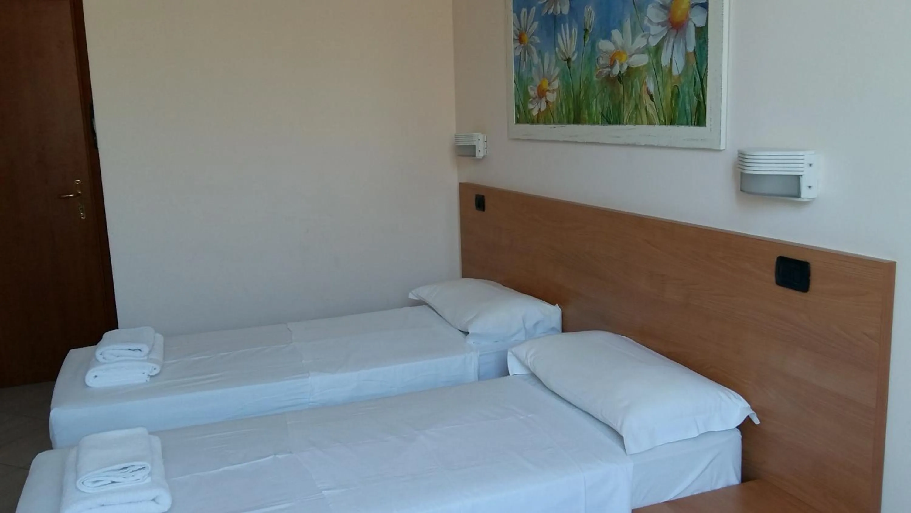 Other, Bed in Sun Moon