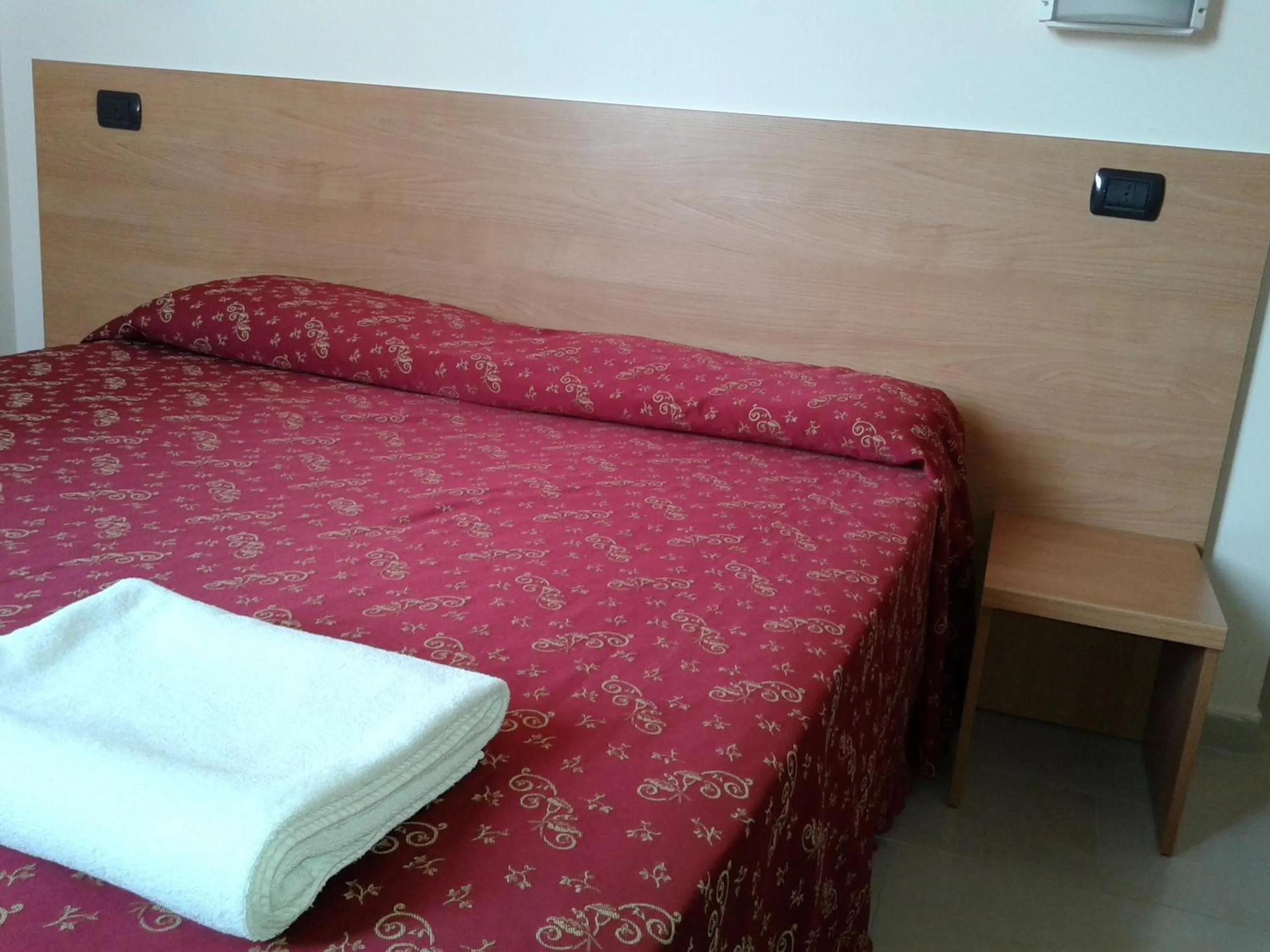 Bedroom, Bed in Sun Moon