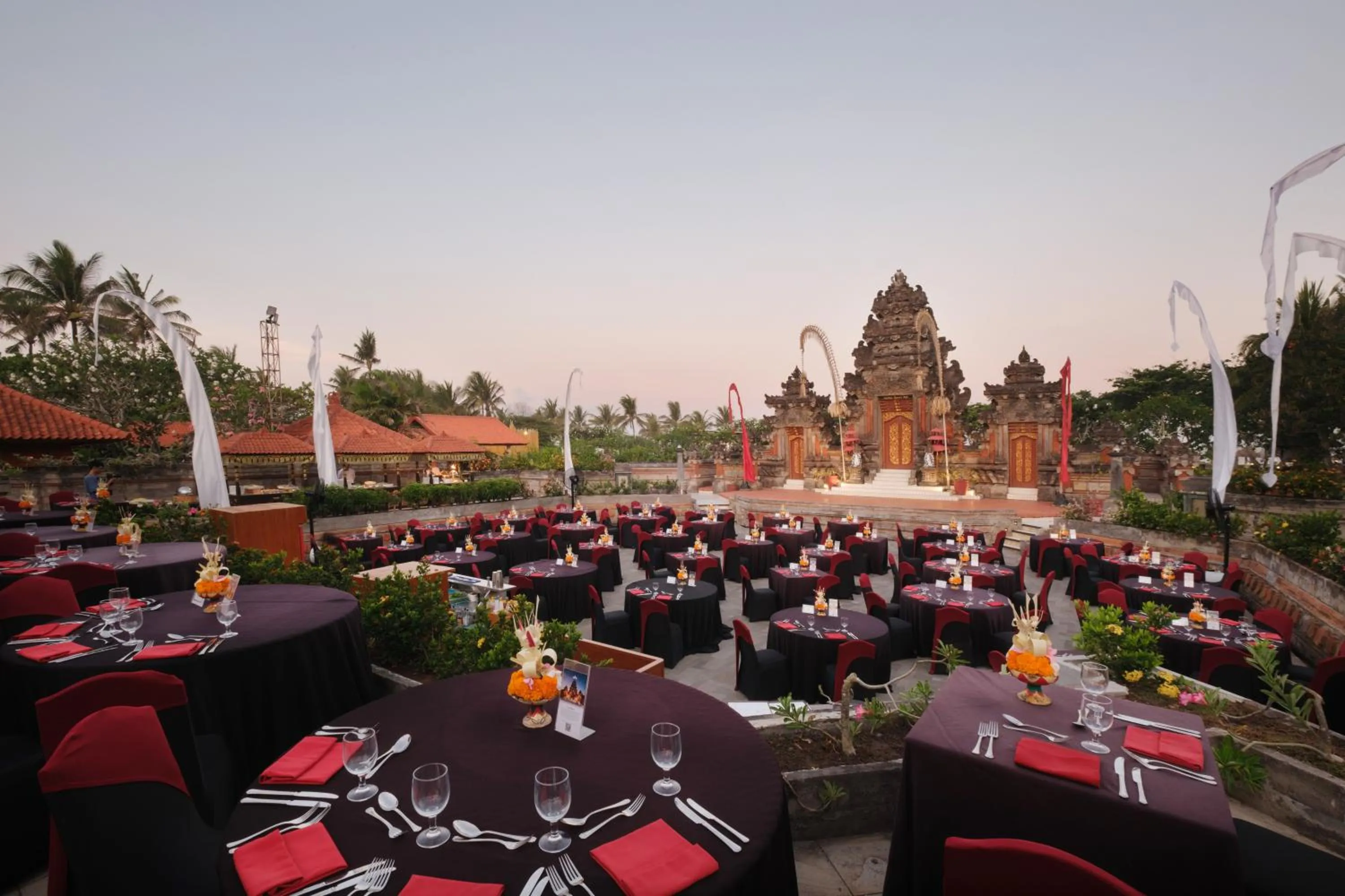 Restaurant/places to eat in Ayodya Resort Bali
