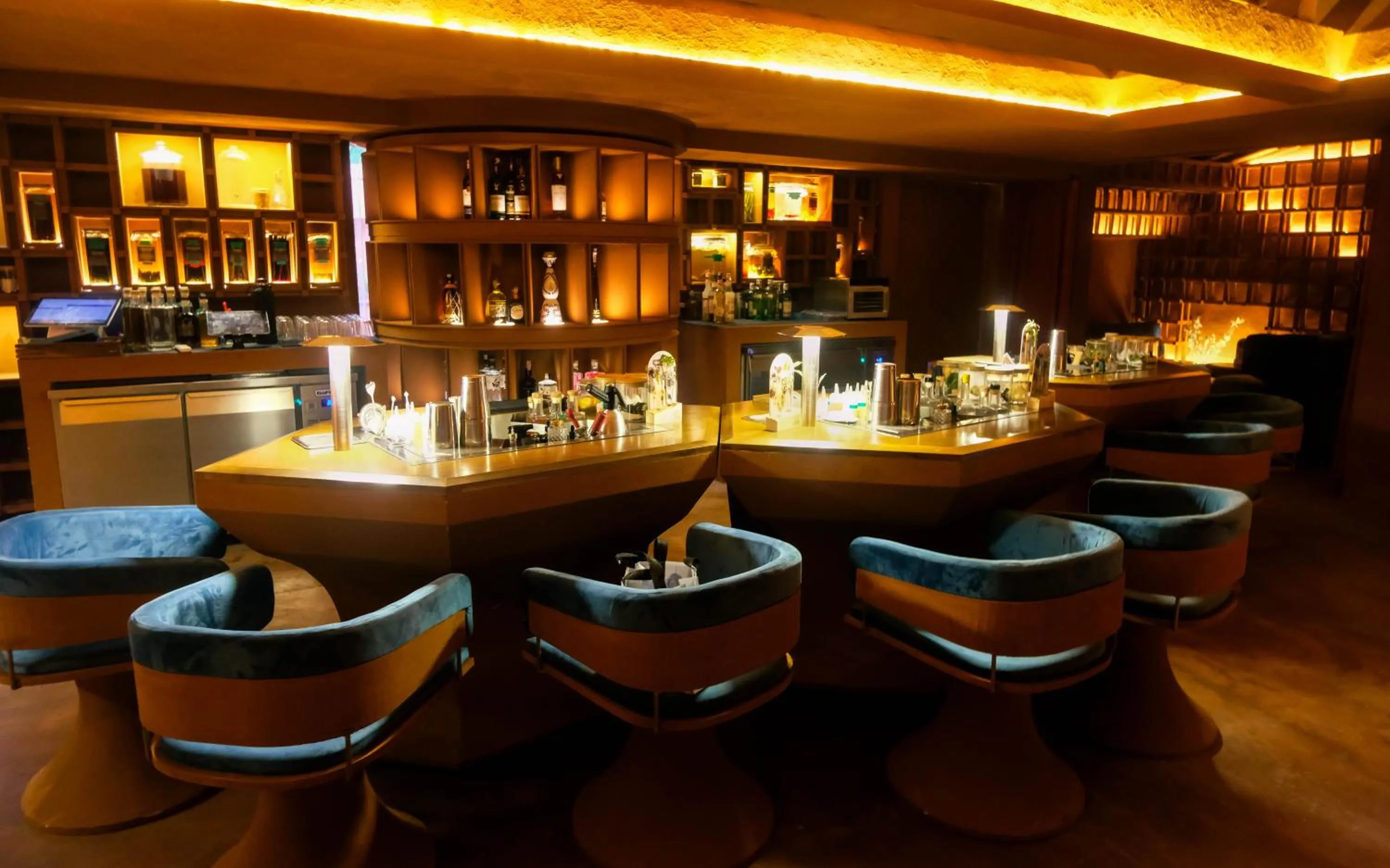 Restaurant/places to eat in Ayodya Resort Bali