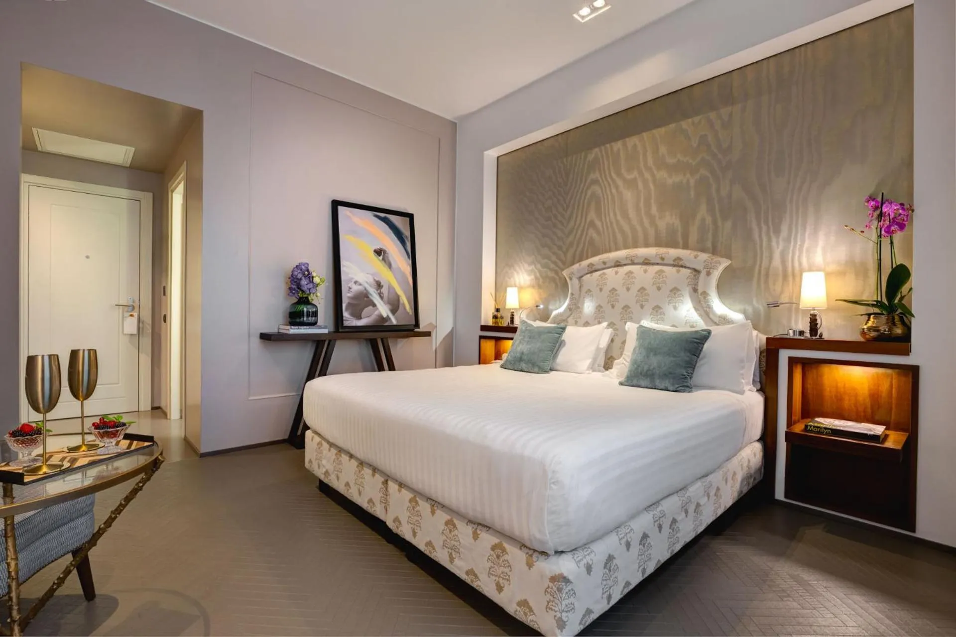 Bed in Singer Palace Hotel Roma