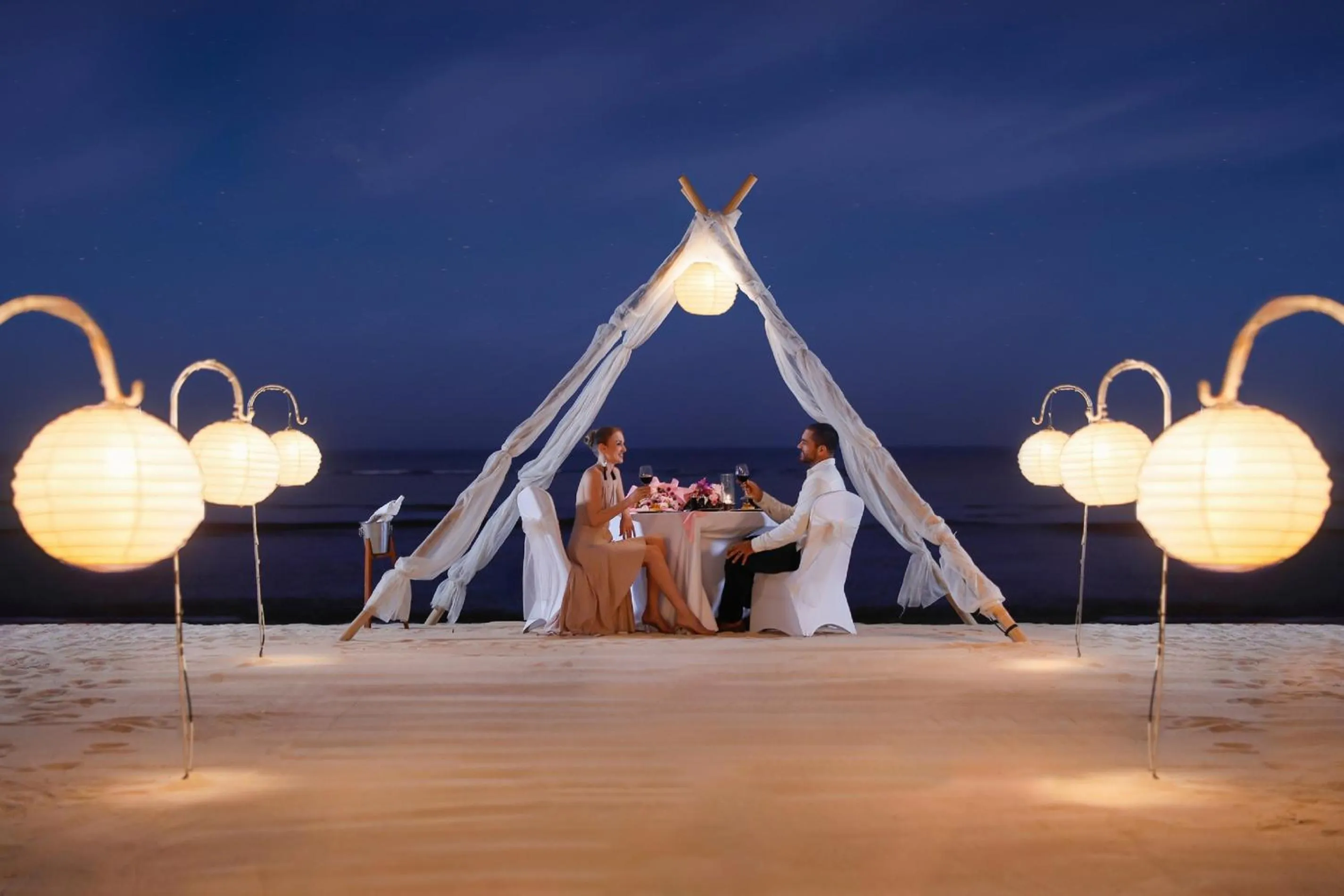 Dinner in Nusa Dua Beach Hotel and Spa - Handwritten Collection