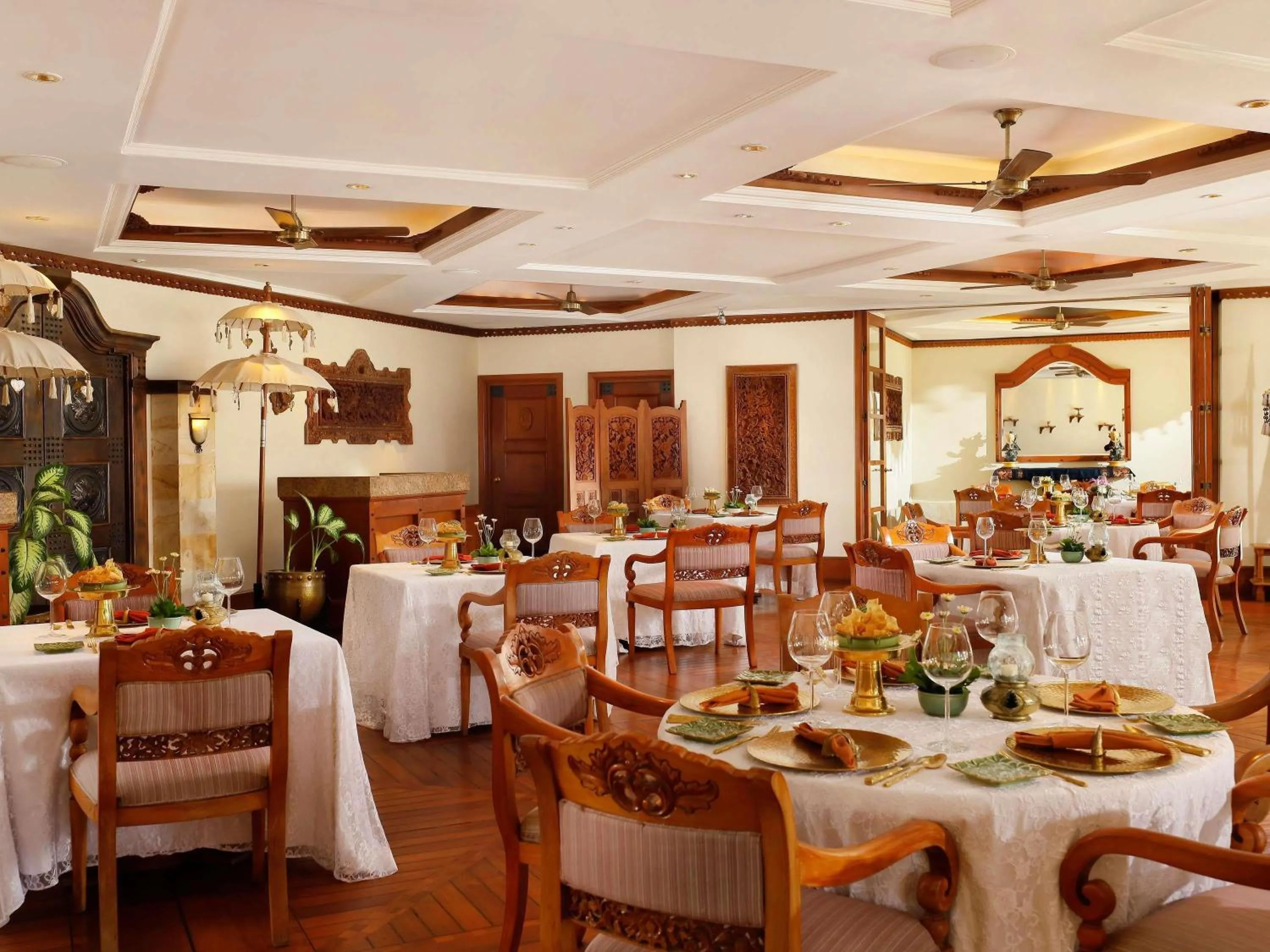 Restaurant/places to eat in Nusa Dua Beach Hotel and Spa - Handwritten Collection