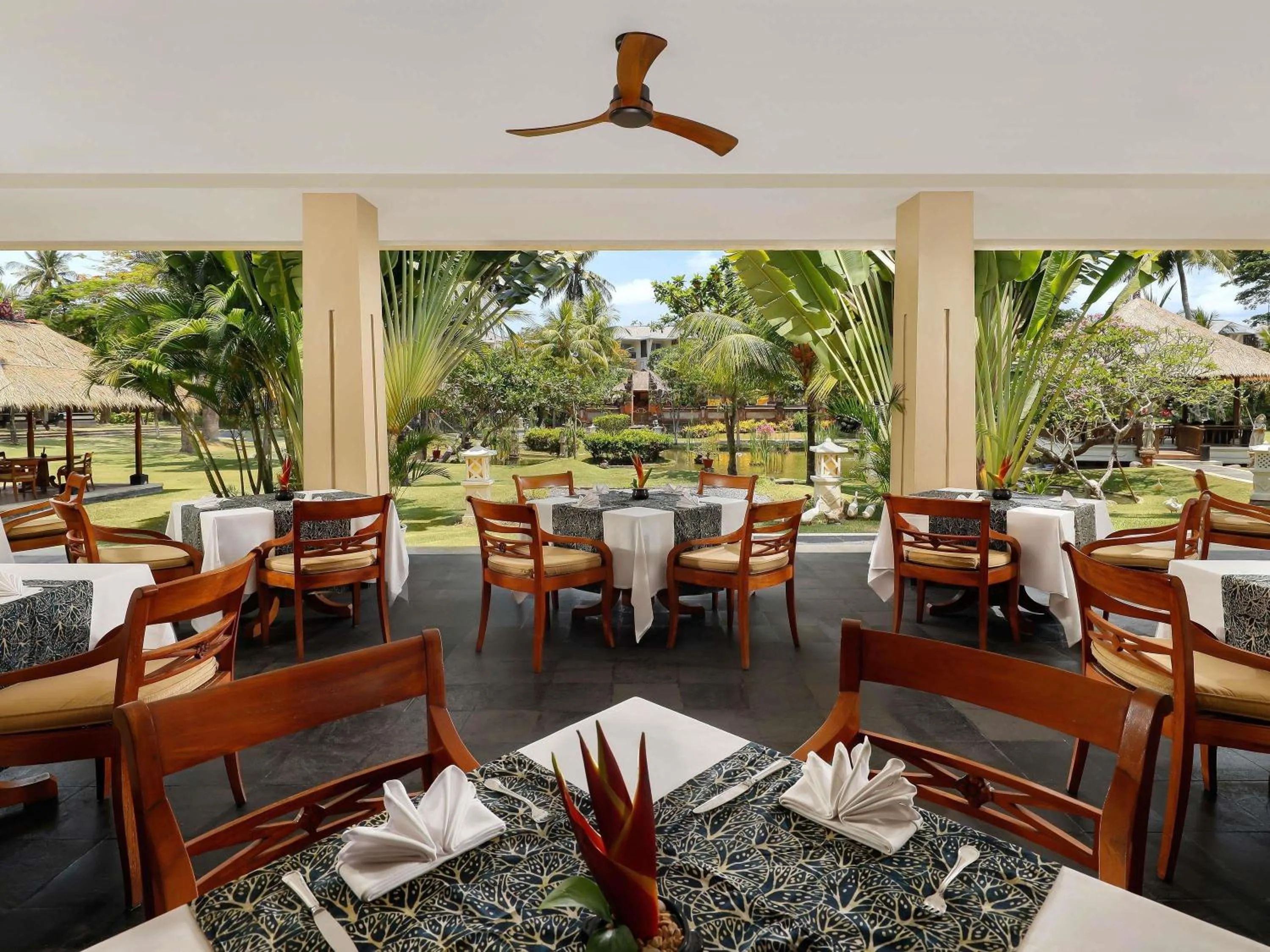 Bedroom in Nusa Dua Beach Hotel and Spa - Handwritten Collection