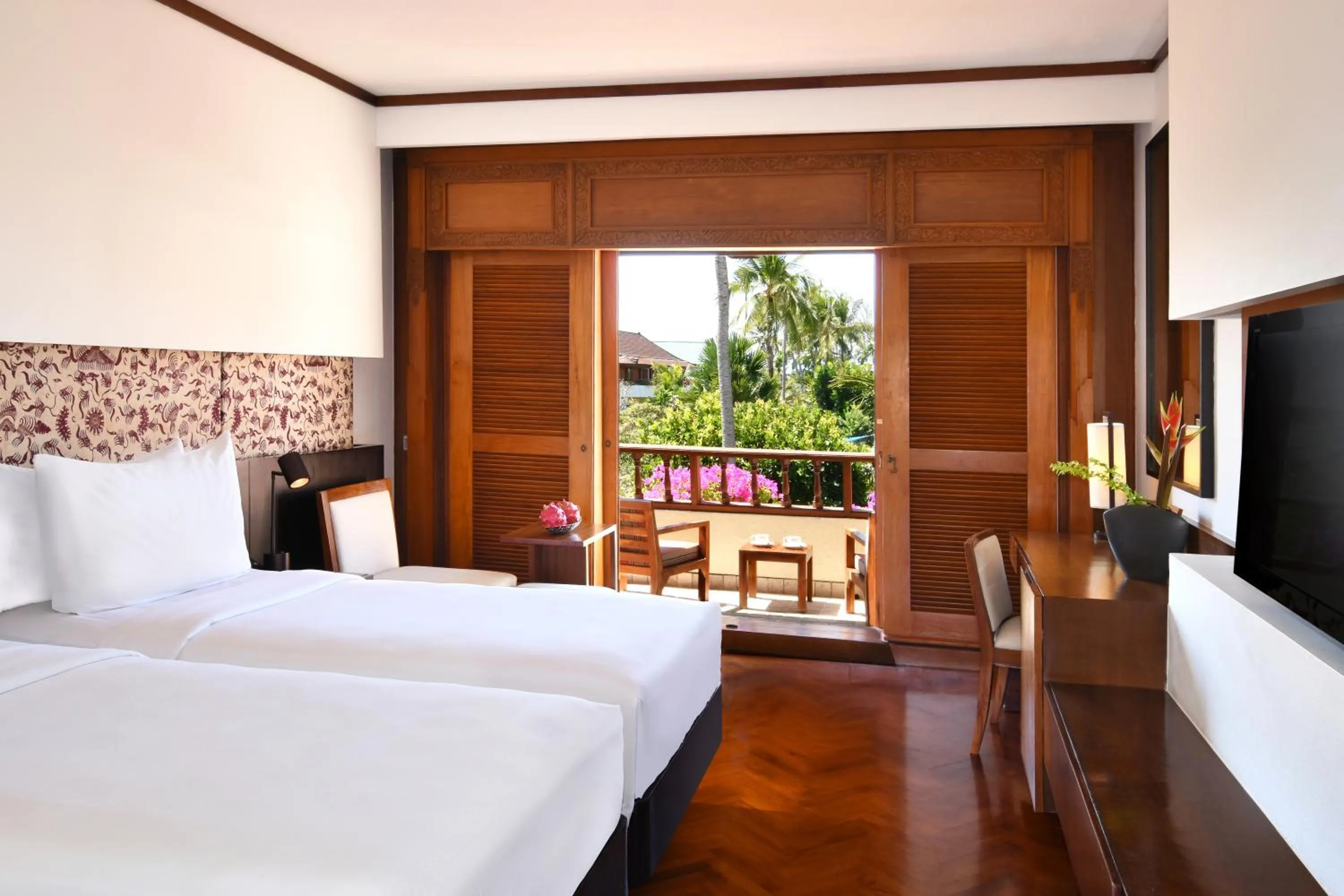Bed in Nusa Dua Beach Hotel and Spa - Handwritten Collection