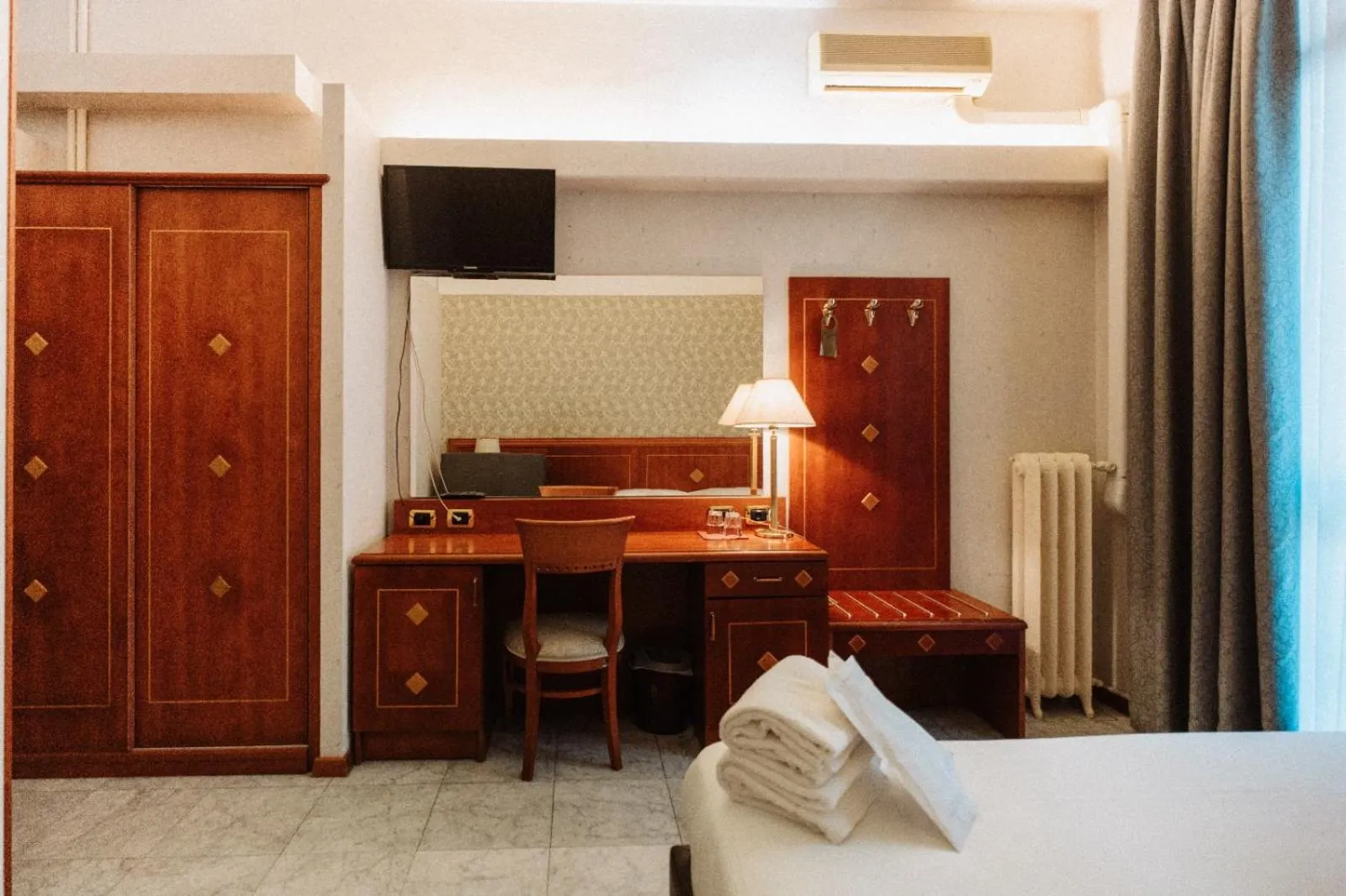 Bed in Hotel Chelsea