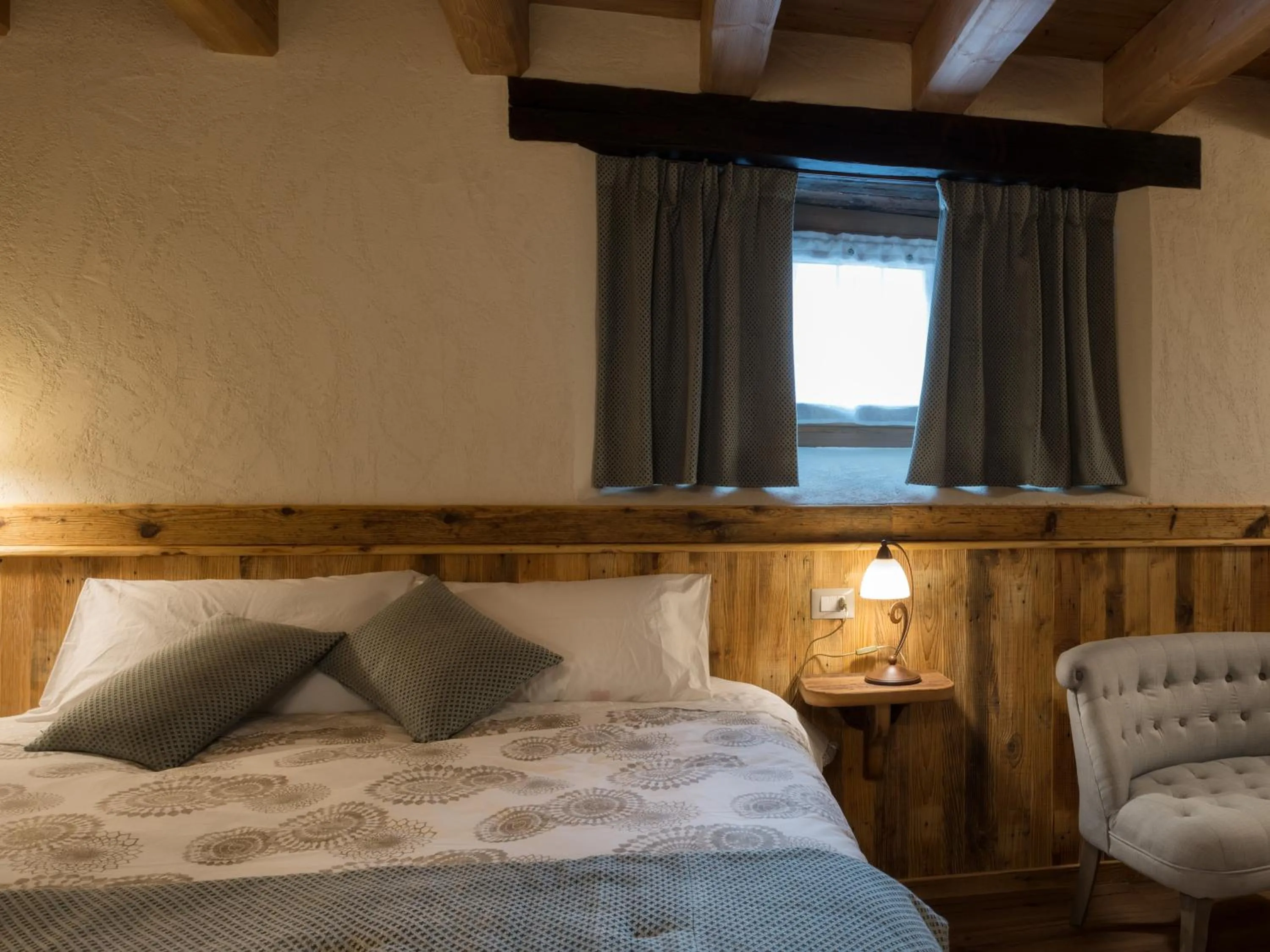 Bedroom, Bed in Chambres d'hôtes La Moraine Enchantée