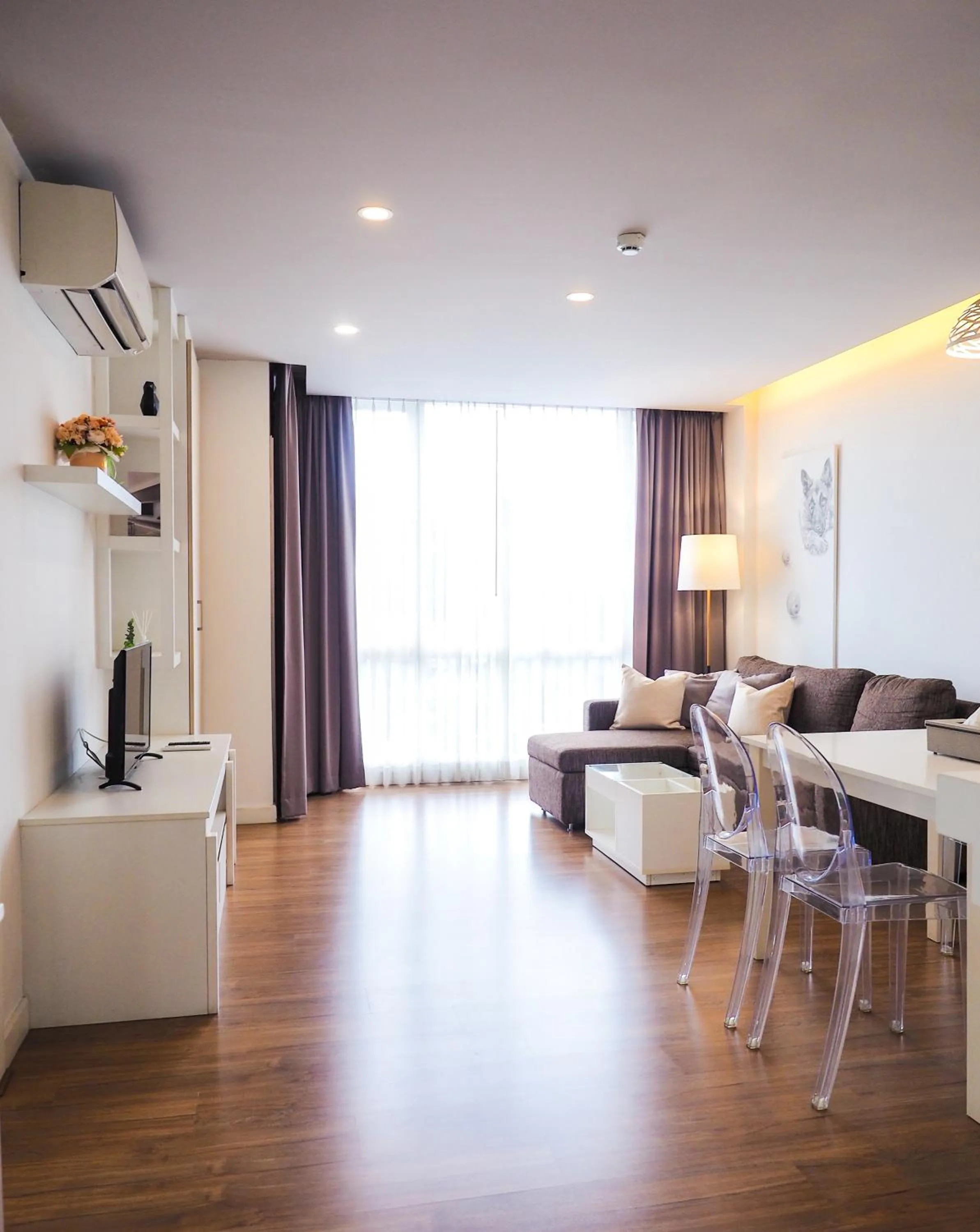 Living room in THE KANNAS Hotel & Serviced Apartment, Chiang Mai SHA Certified