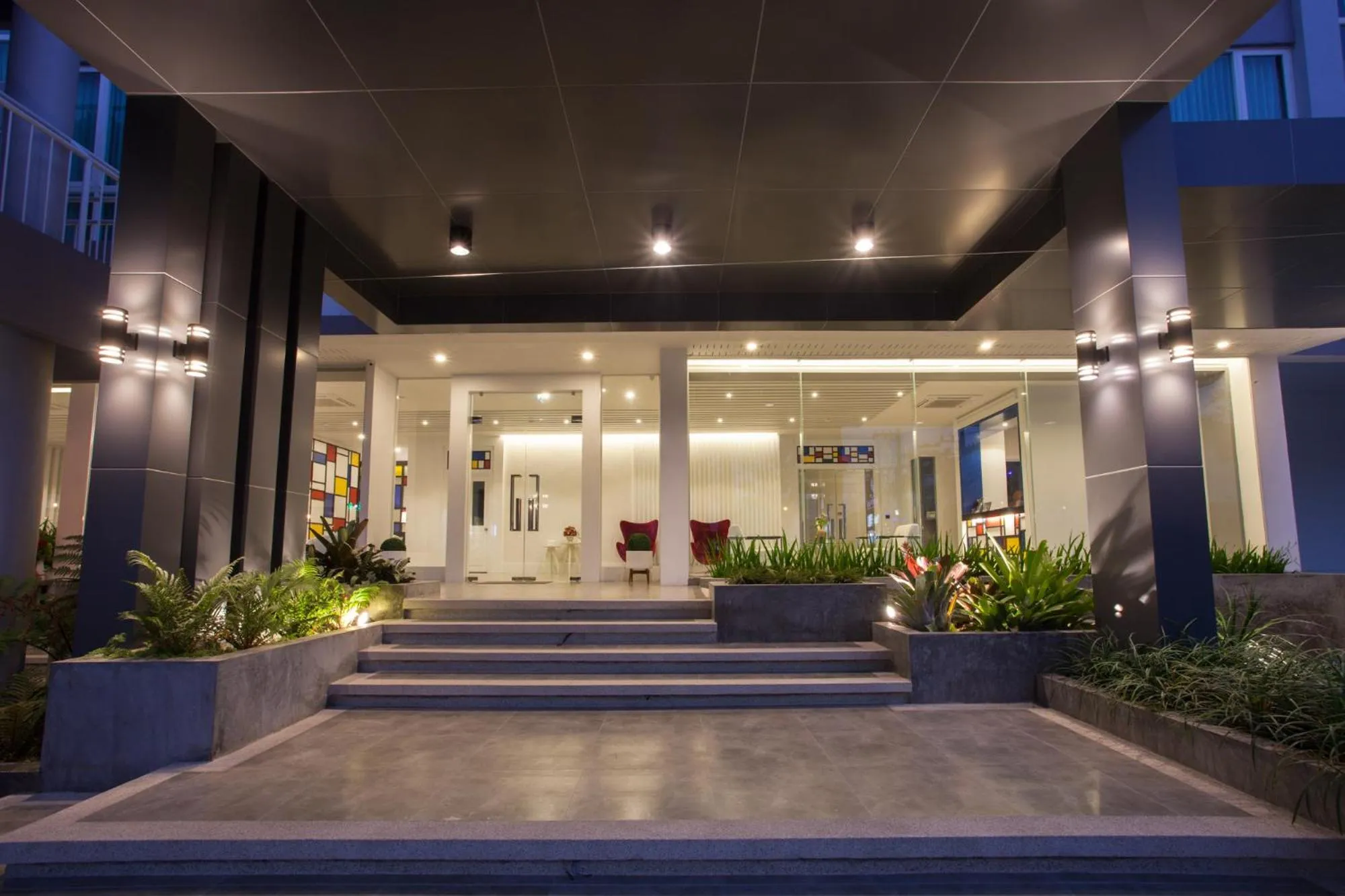 Lobby or reception in THE KANNAS Hotel & Serviced Apartment, Chiang Mai SHA Certified