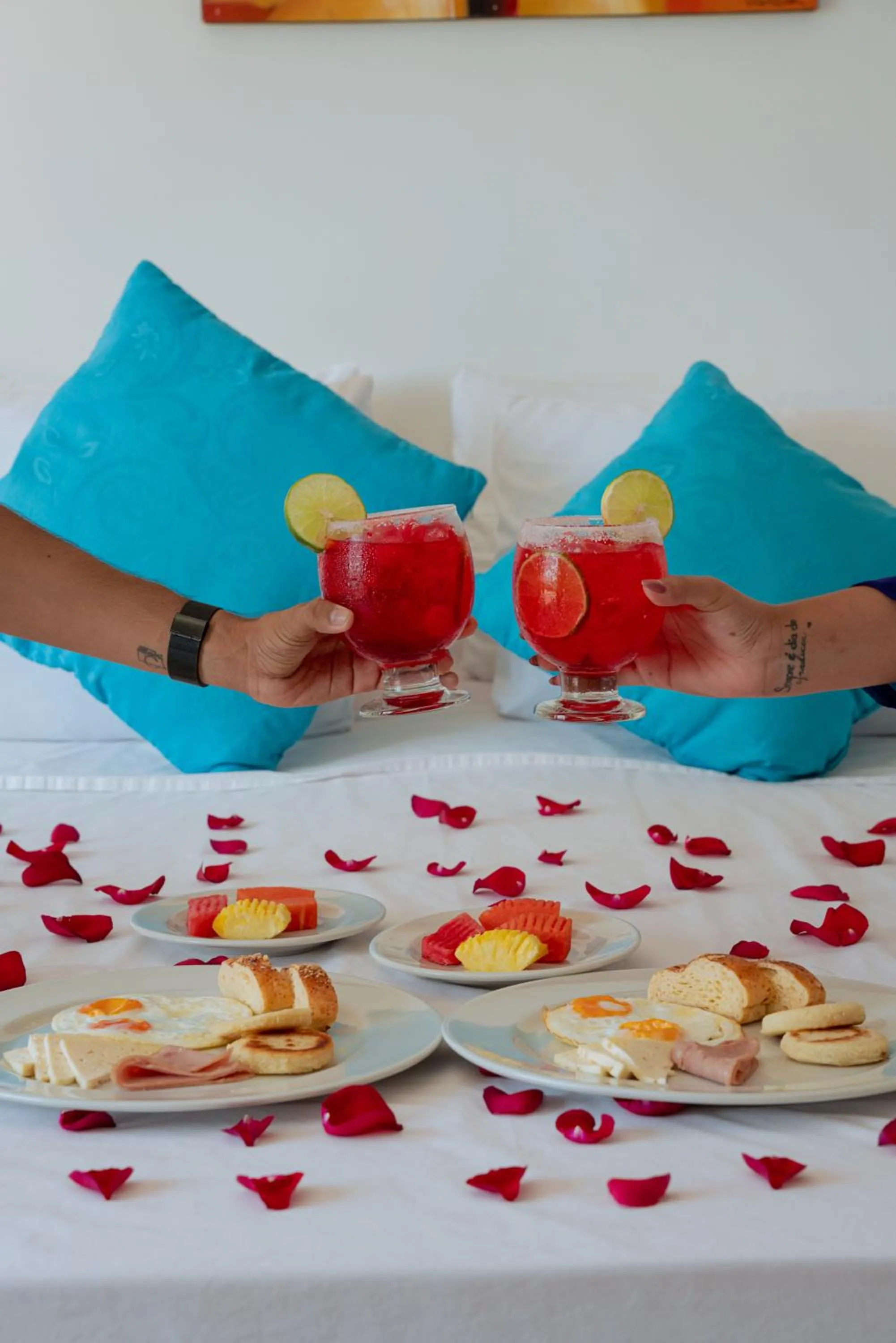 Food and drinks in Sanha Plus Hotel