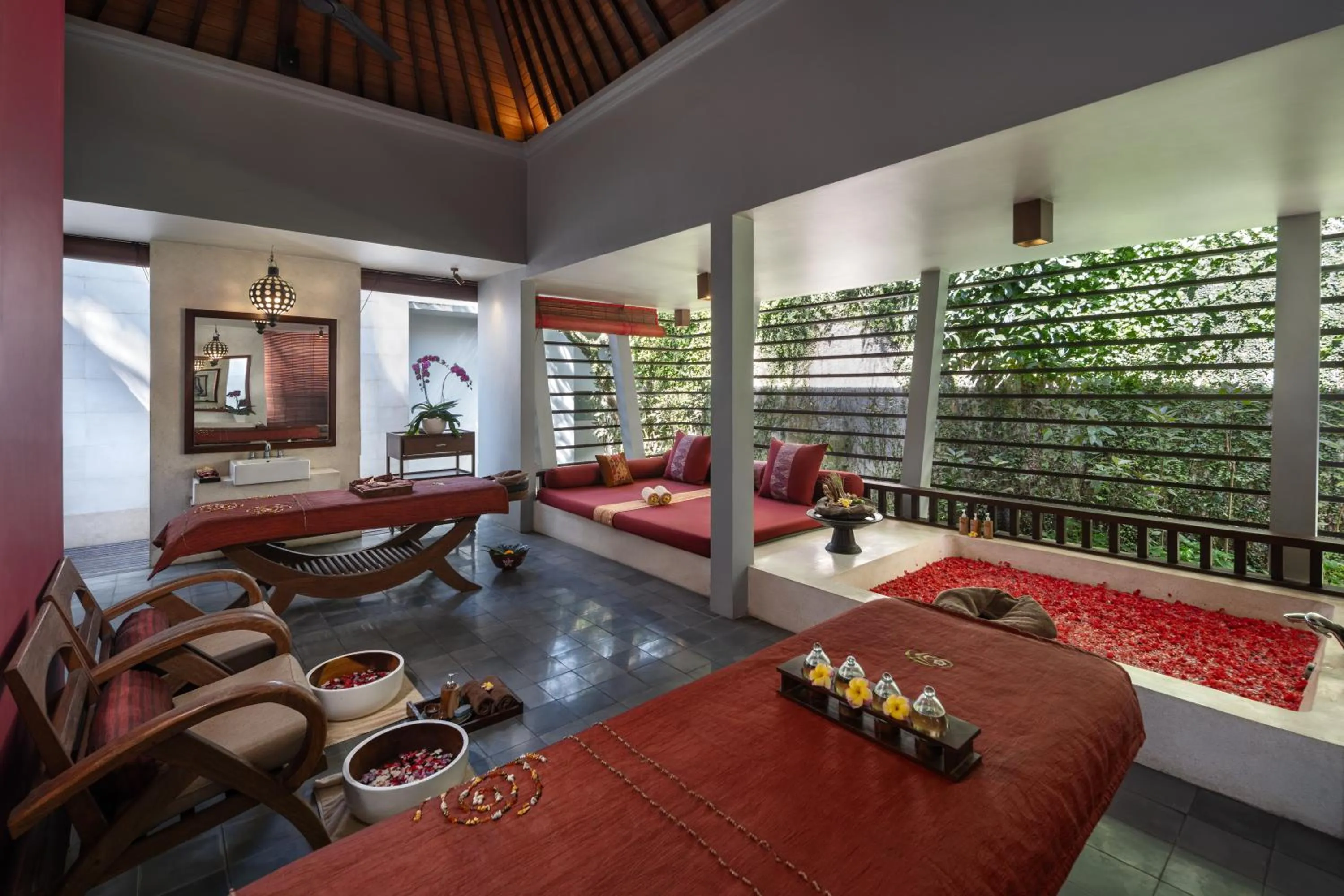 Spa and wellness centre/facilities in Ramayana Candidasa Beach Resort