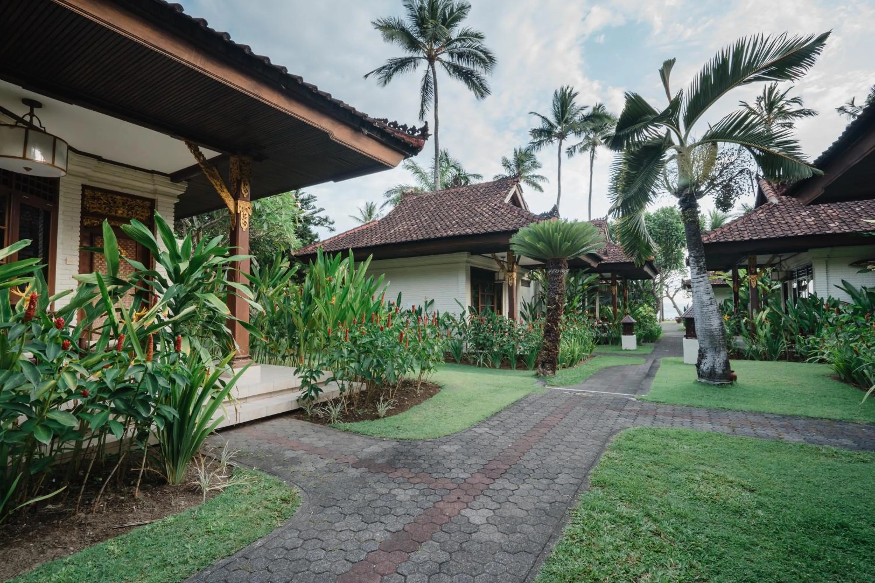 Garden in Ramayana Candidasa Beach Resort