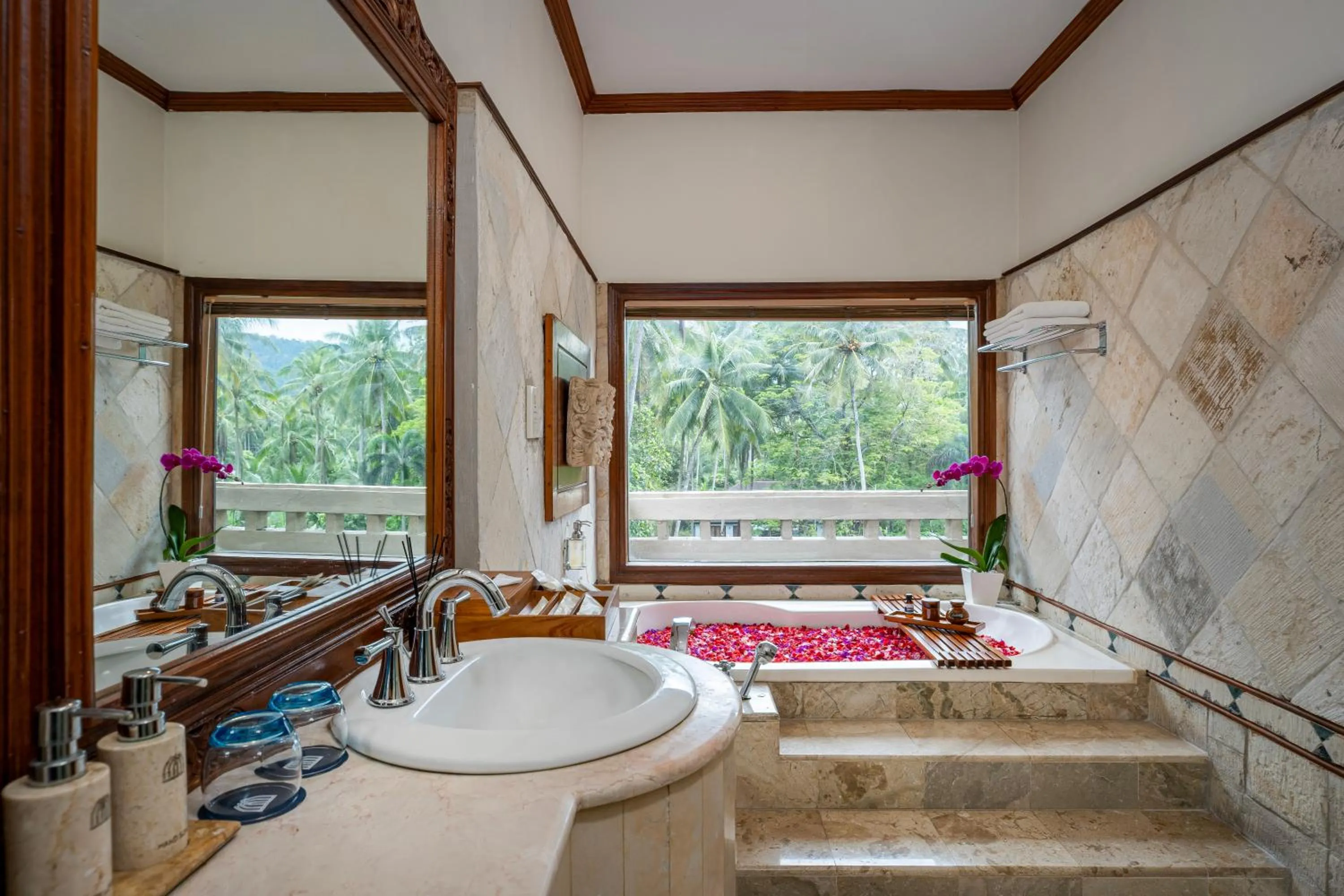 Bathroom in Ramayana Candidasa Beach Resort