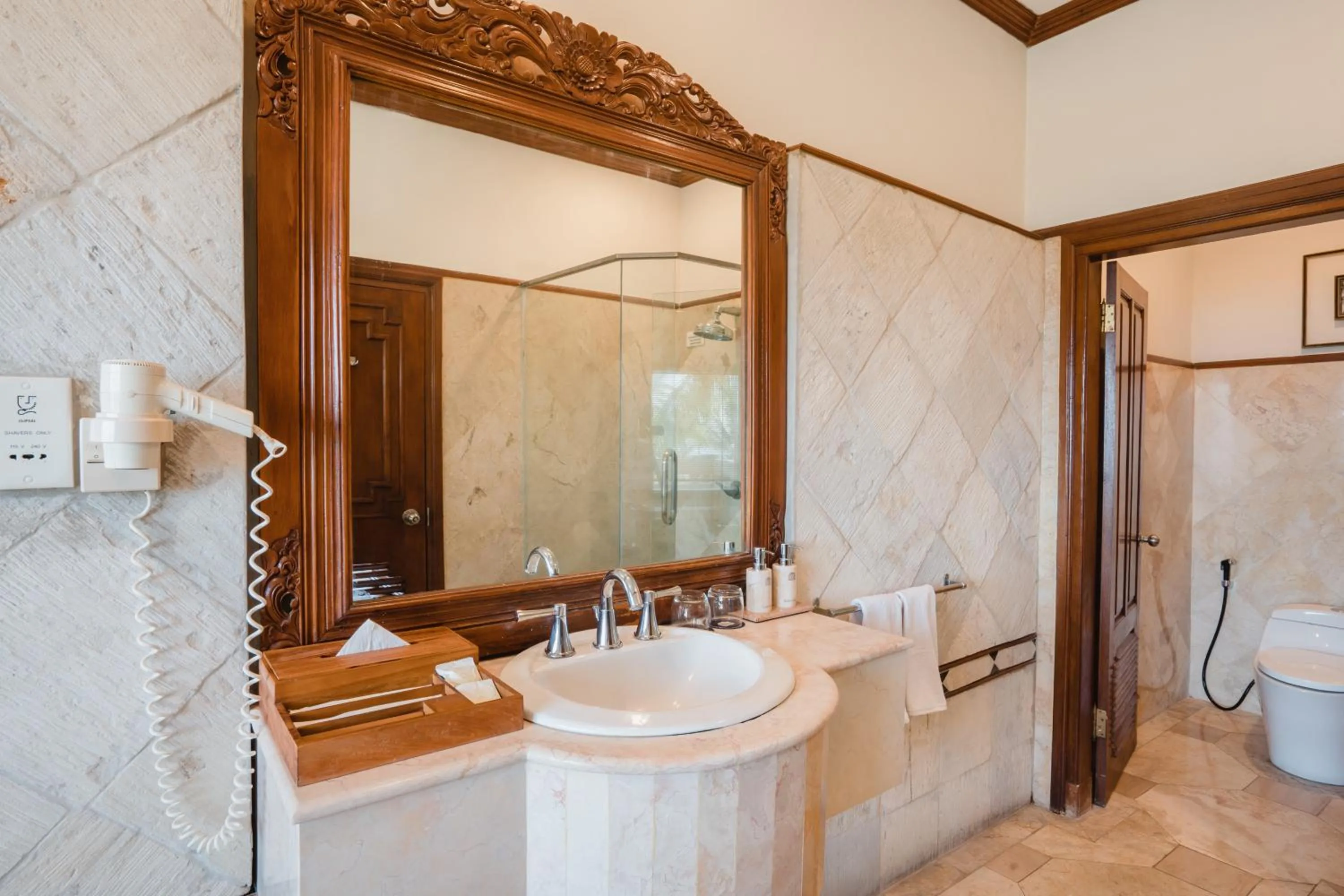 Bathroom in Ramayana Candidasa Beach Resort