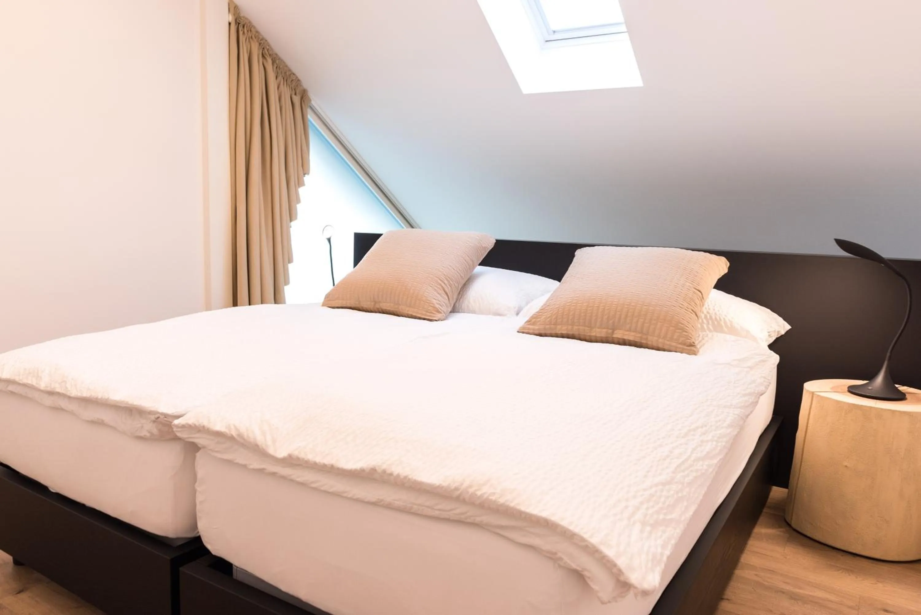 Bed in Hôtel la Croix Blanche