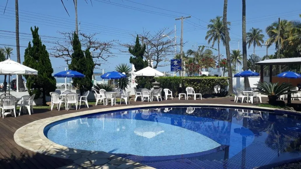 Swimming pool in Charme Hotel Guarujá Frente Mar