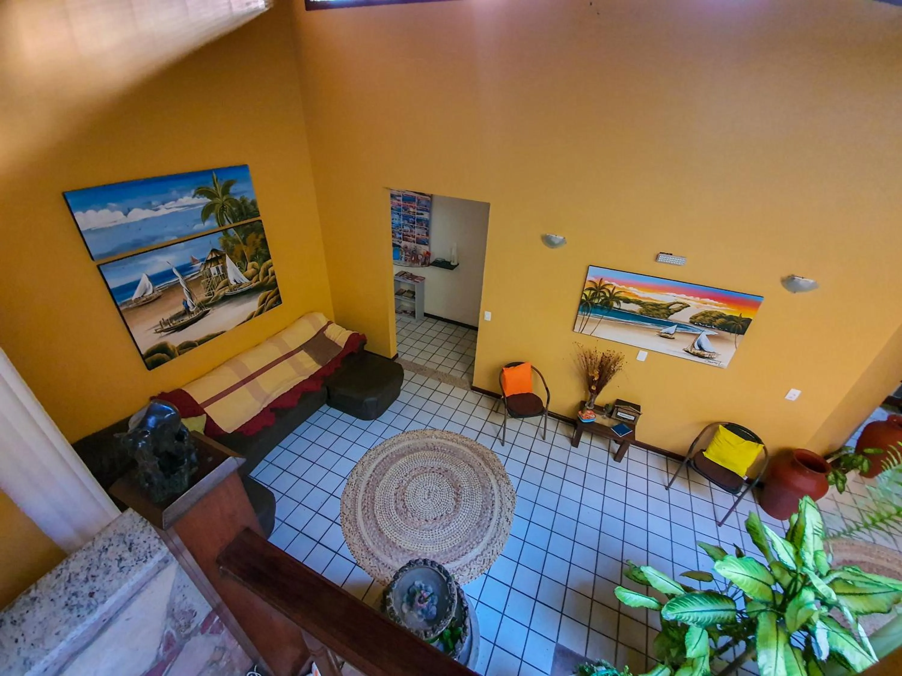 Communal lounge/ TV room in Castelo Beach Hotel