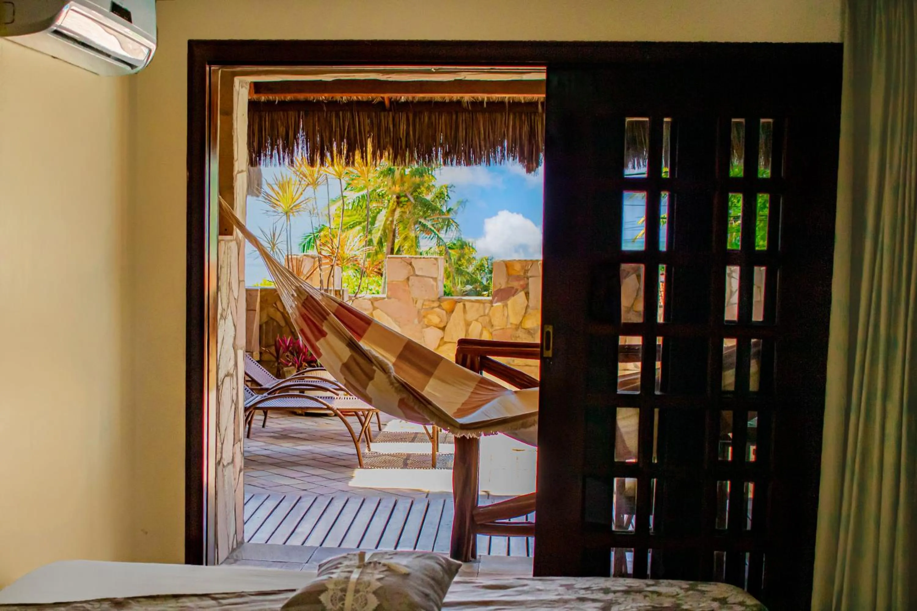 Patio in Castelo Beach Hotel