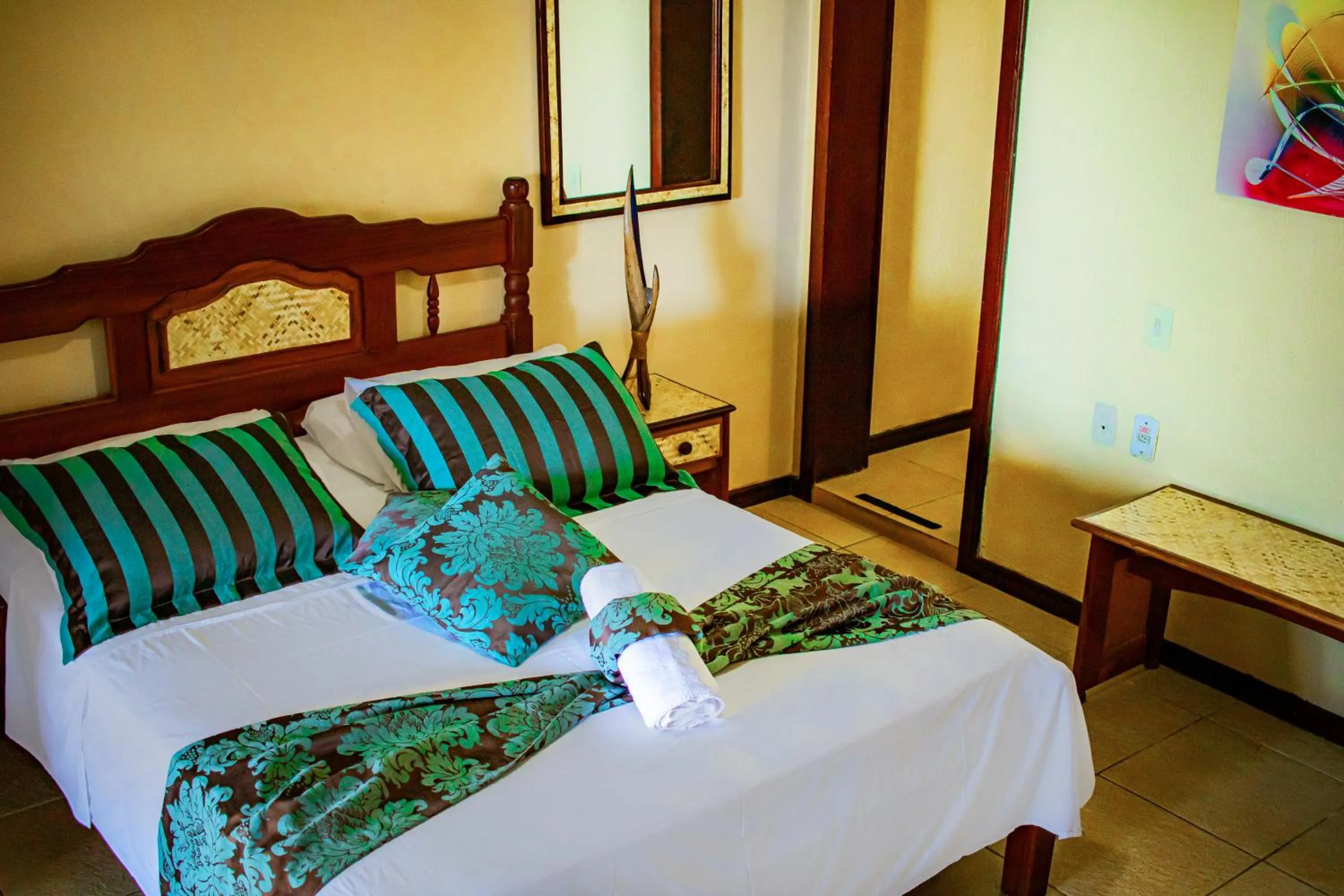 Bed in Castelo Beach Hotel