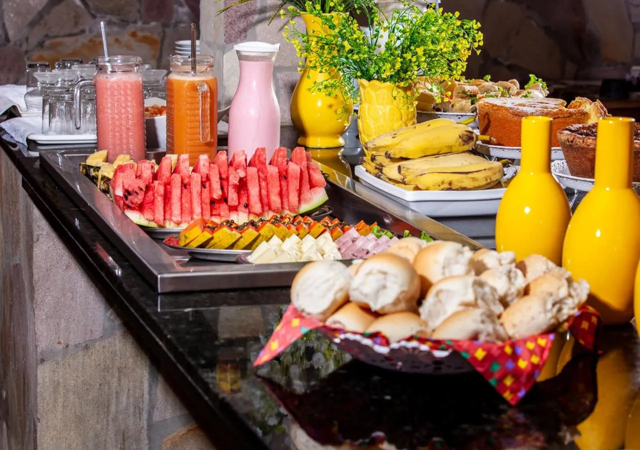 Food and drinks in Castelo Beach Hotel