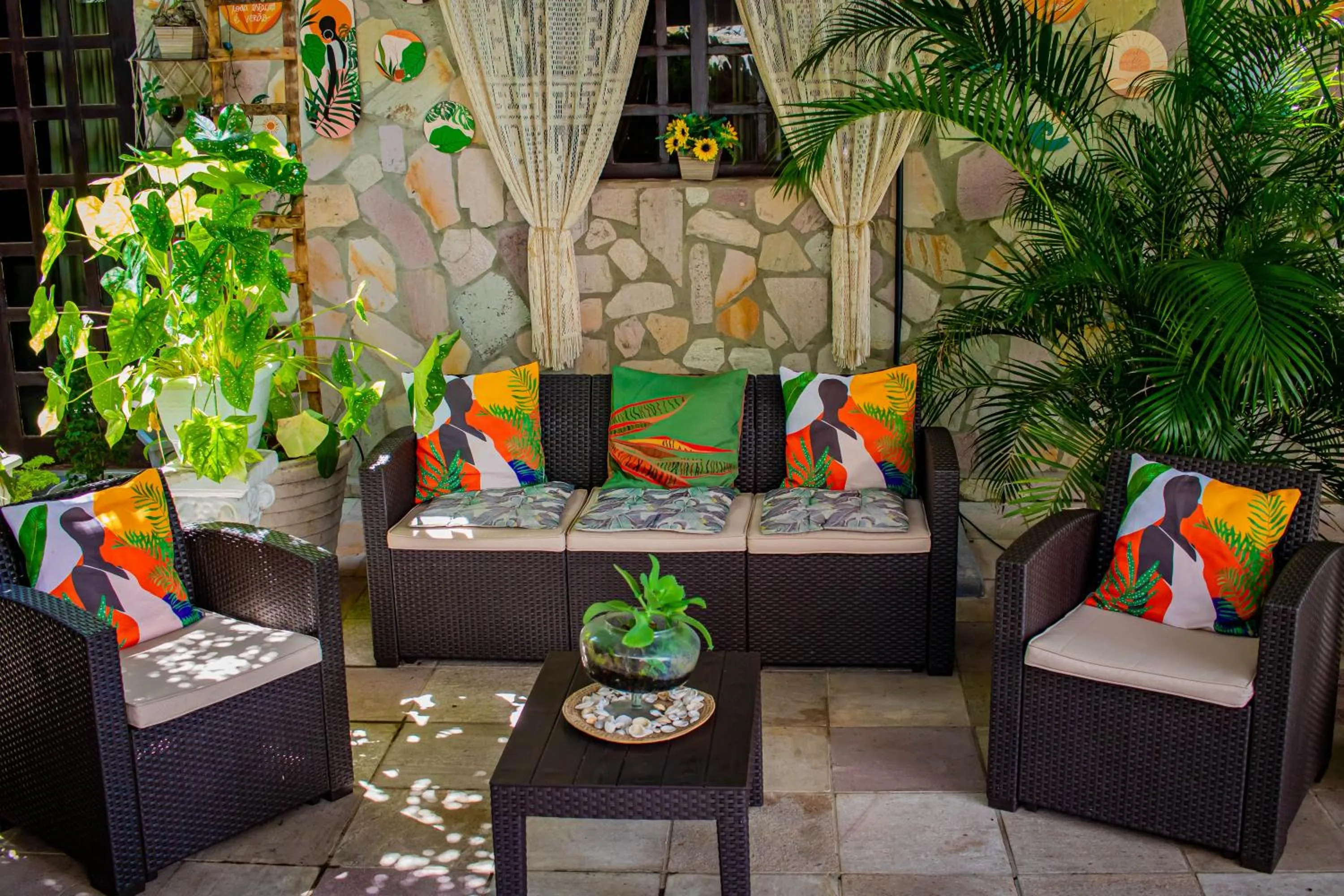 Patio in Castelo Beach Hotel