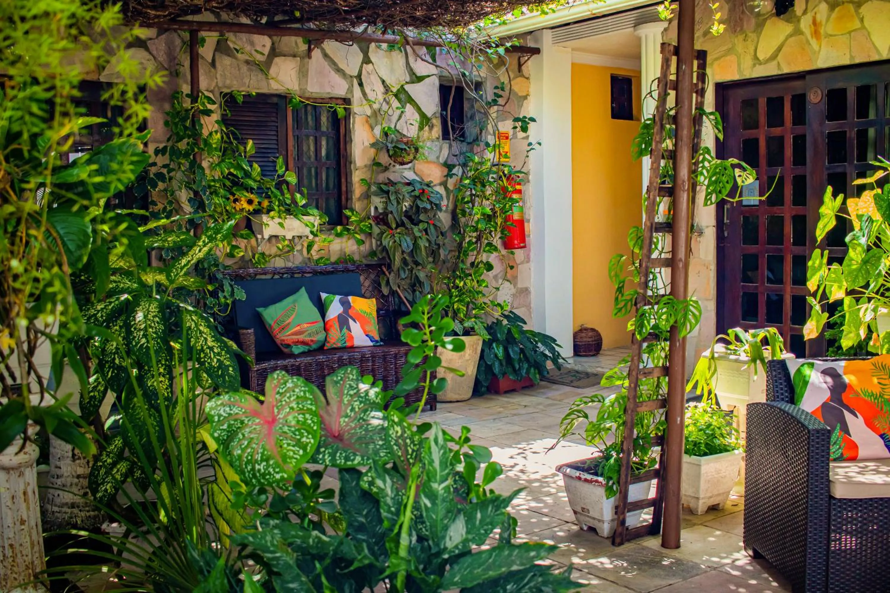 Patio in Castelo Beach Hotel